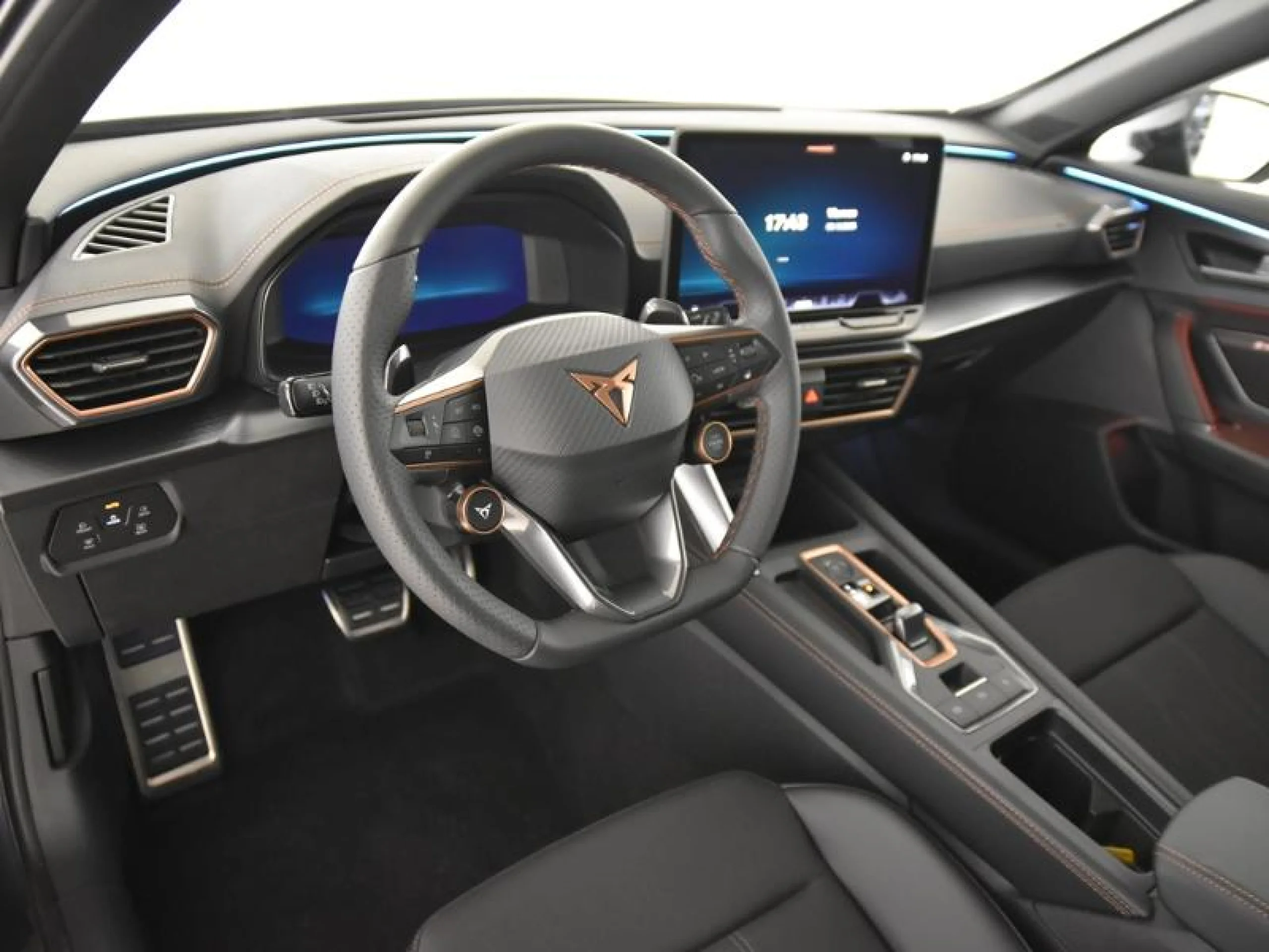 CUPRA FORMENTOR 1.5 TSI E HYBRID 150KW (204 CV) DSG - Foto 8