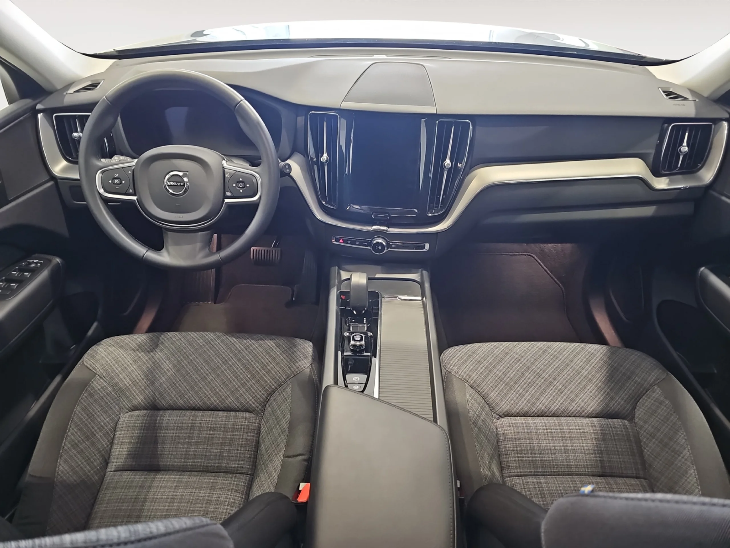 VOLVO XC60 2.0 B4 D CORE AUTO - Foto 4