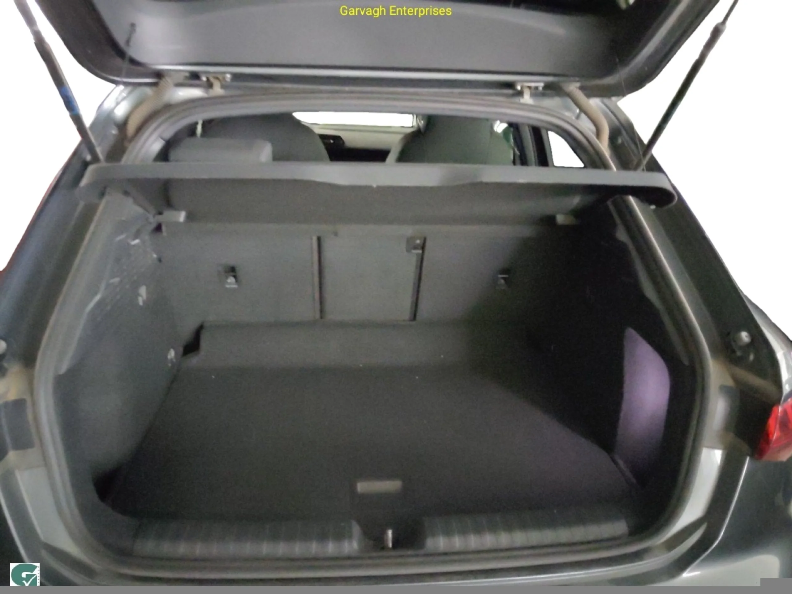 AUDI A3 SPORTBACK BLACK LINE 35 TFSI 110KW S TRO - Foto 8