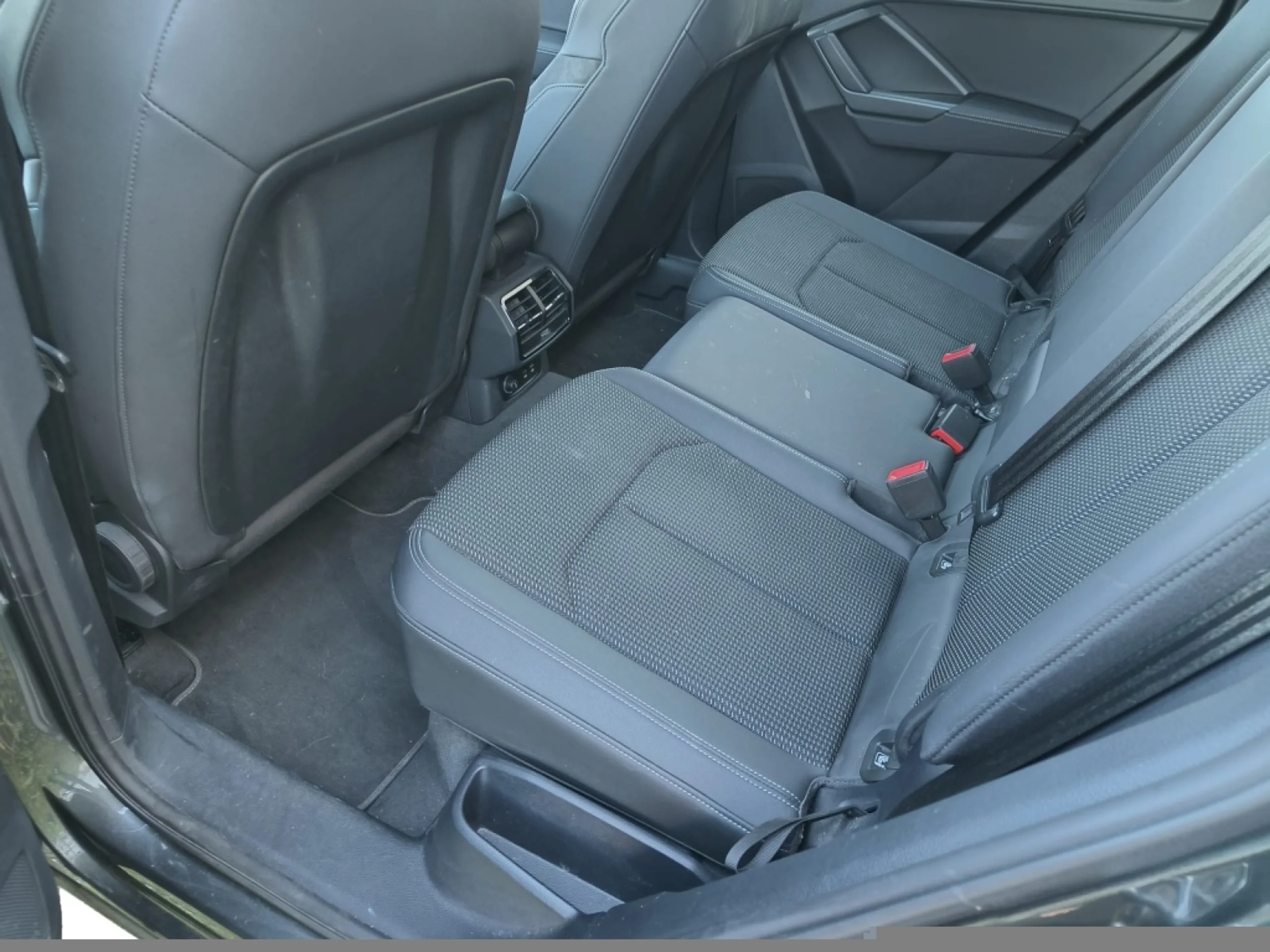 AUDI Q3 SPORTBACK S LINE 35 TDI 110KW (150CV) S TRONIC - Foto 6