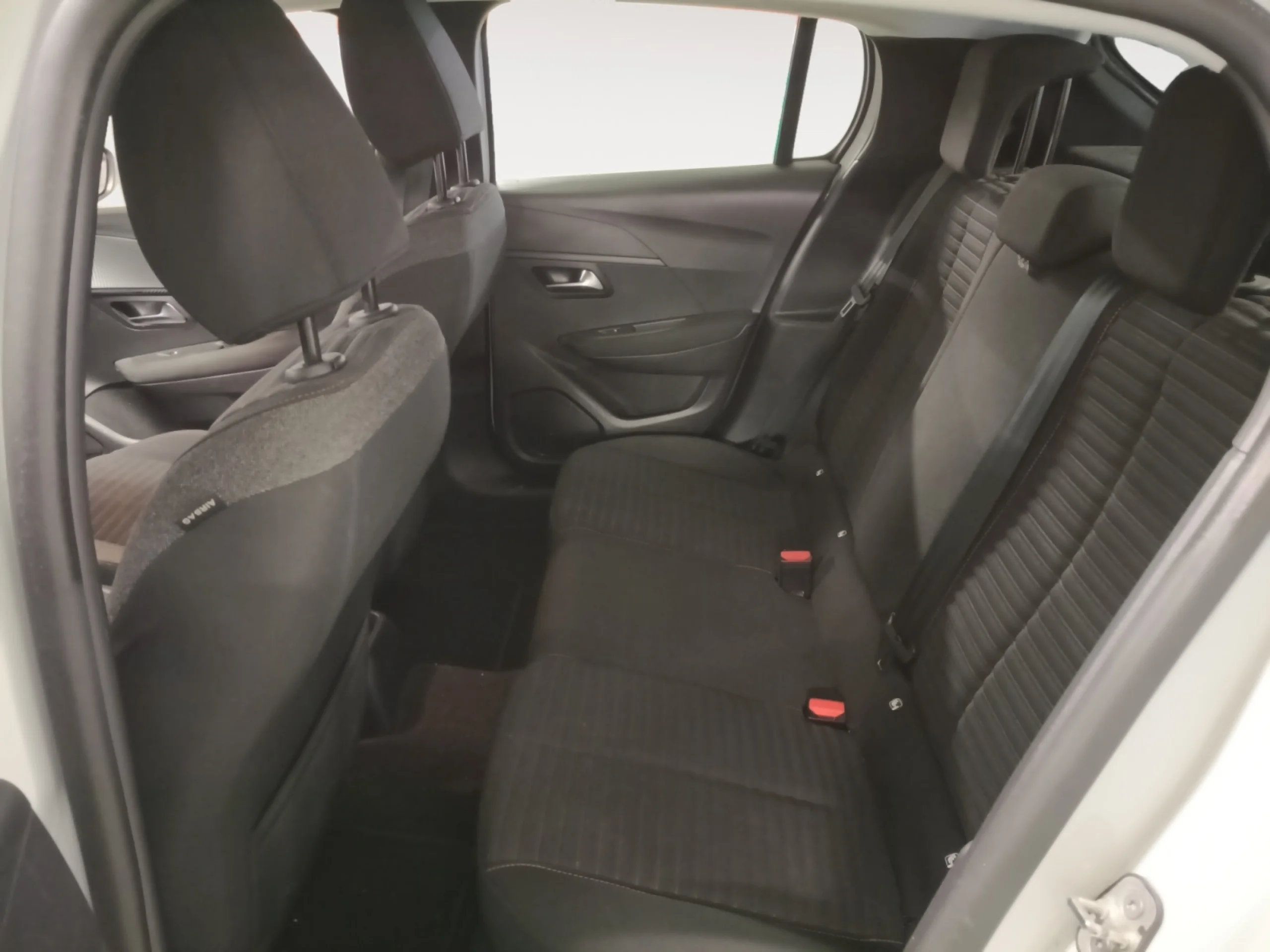 PEUGEOT 208 BLUEHDI 73KW (100CV) ACTIVE PACK - Foto 6