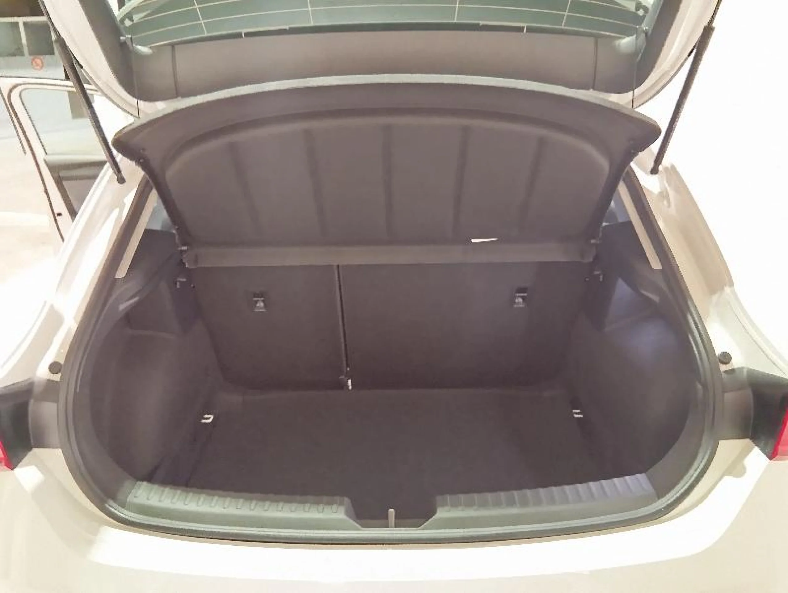 SEAT LEON 1.5 ETSI 110KW DSG S&S STYLE SPEC ED - Foto 7