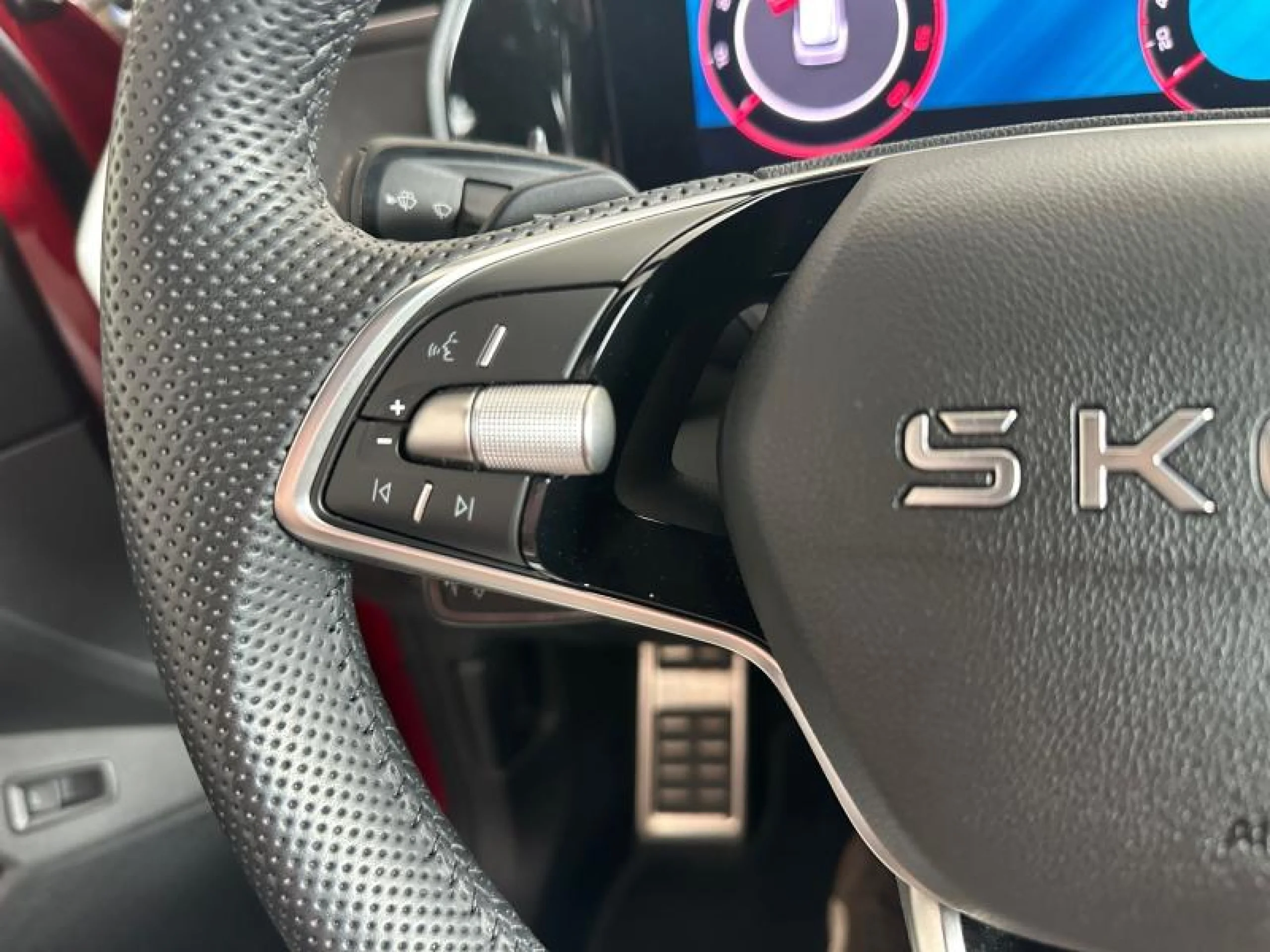 SKODA KODIAQ 2.0 TDI 110KW (150CV) DSG SPORTLINE - Foto 9