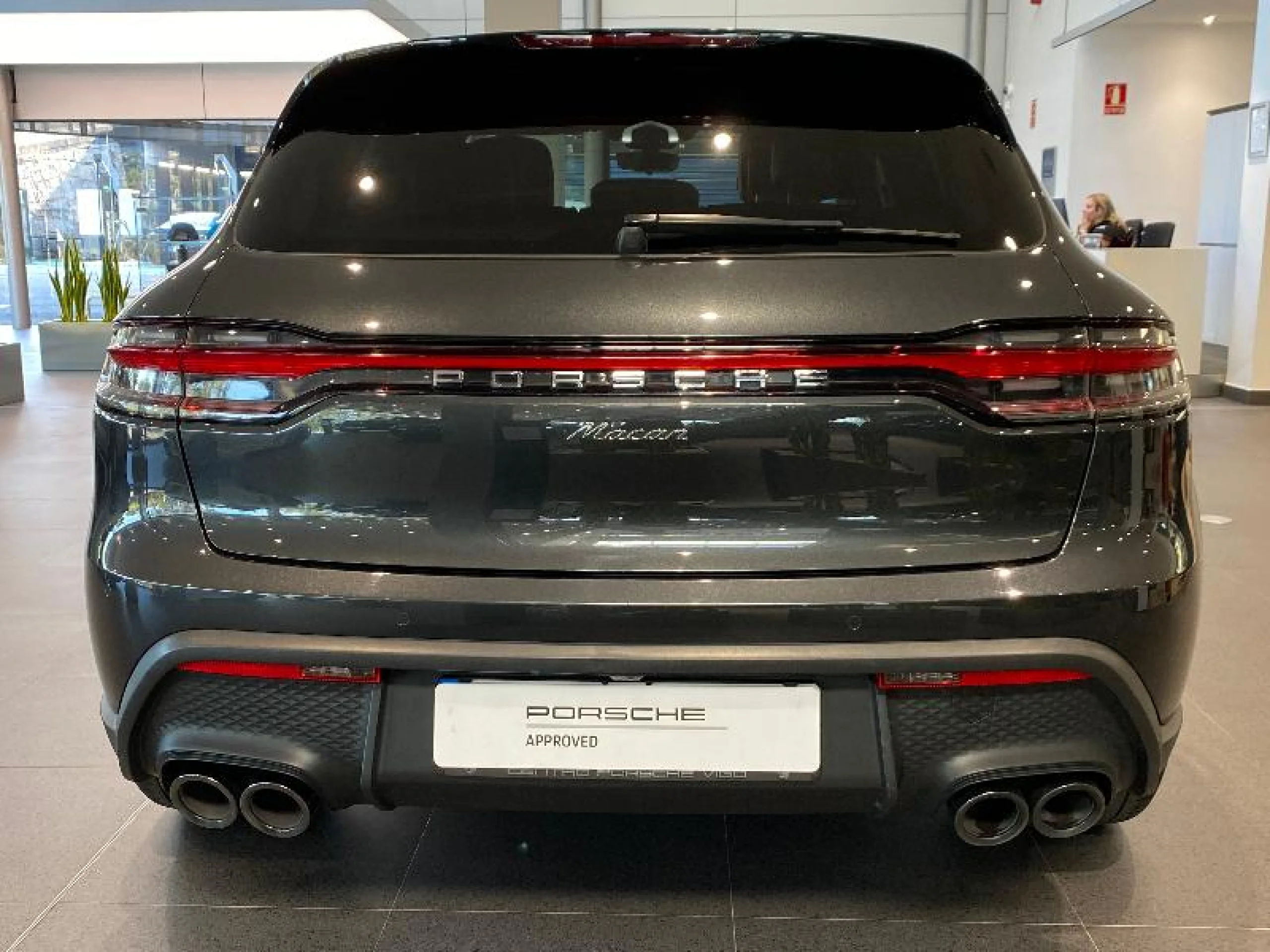 PORSCHE MACAN MACAN - Foto 4
