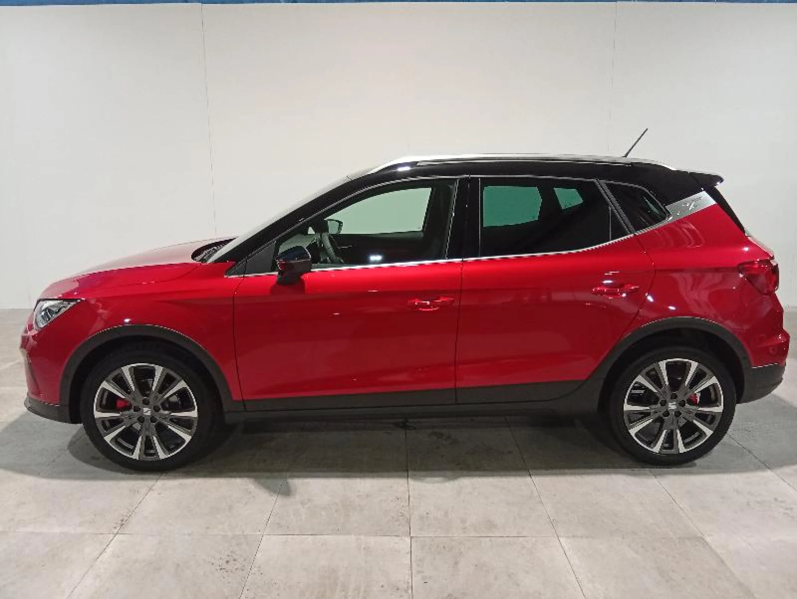 SEAT ARONA 1.0 TSI 85KW (115CV) FR LIMITED EDITION - Foto 3