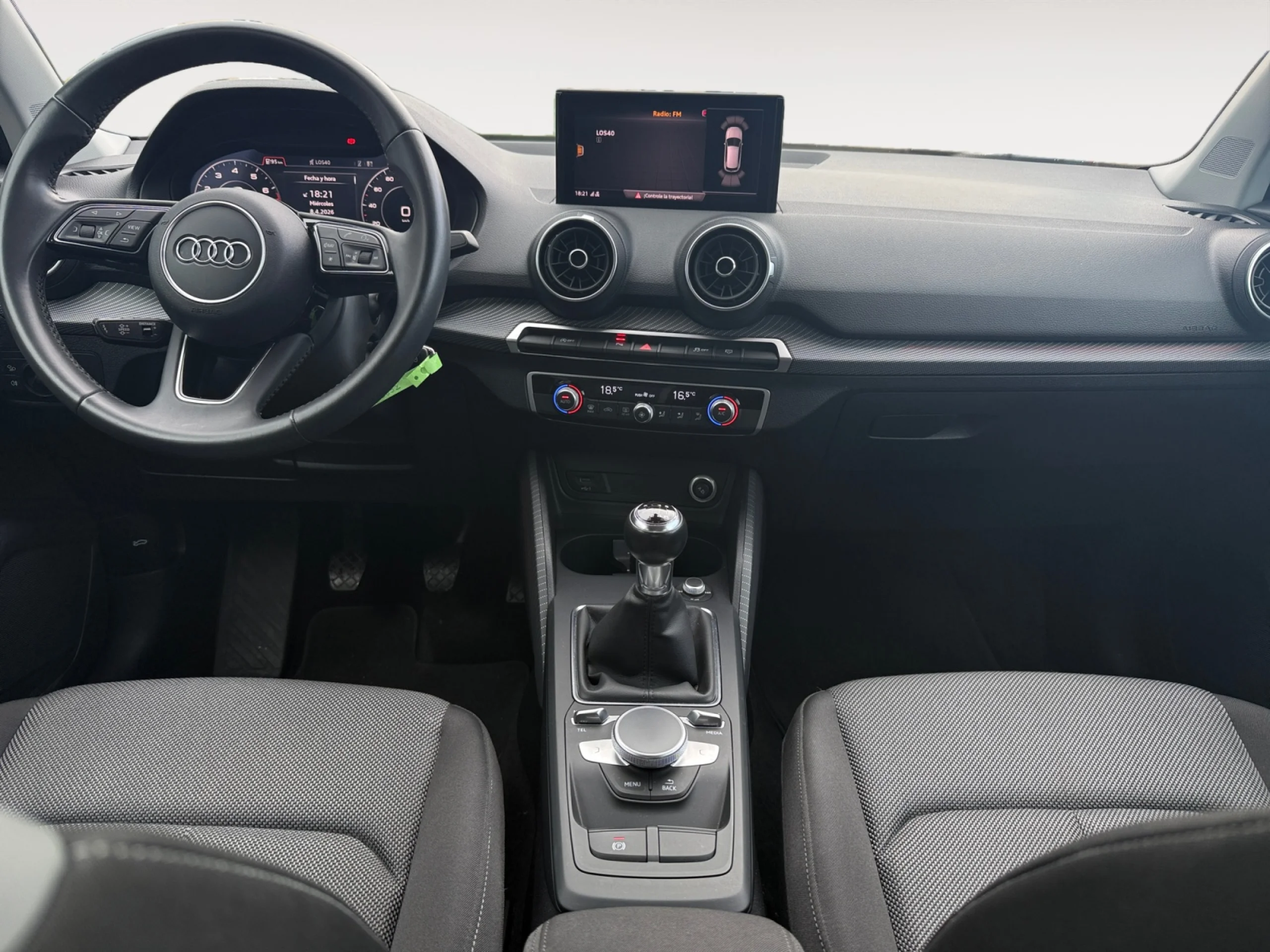 AUDI Q2 DESIGN 35 TFSI 110KW (150CV) - Foto 4