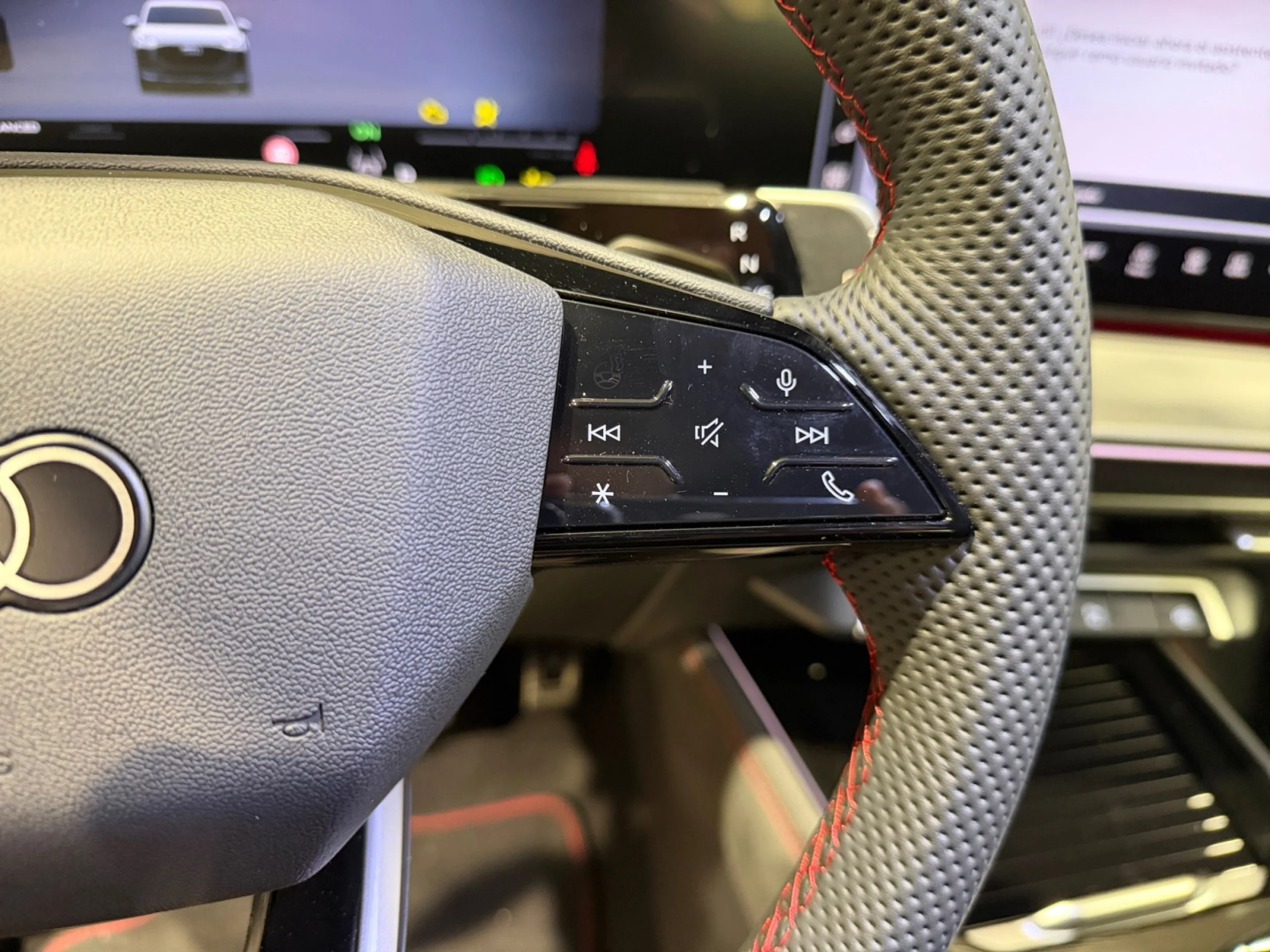 AUDI Q3 SPORTBACK BLACK LINE E HYBRID 200 KW - Foto 10