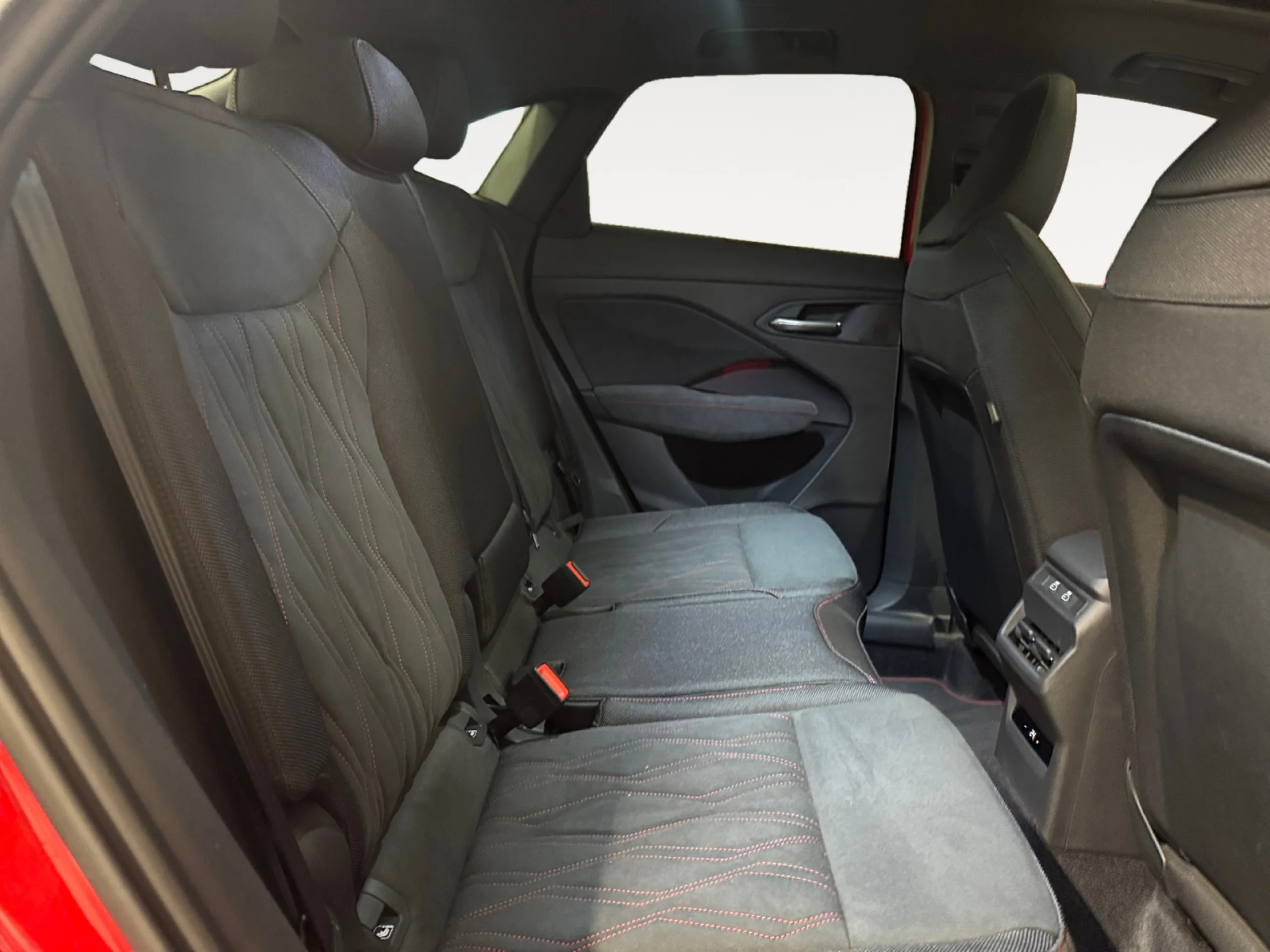 AUDI Q3 SPORTBACK BLACK LINE E HYBRID 200 KW - Foto 6