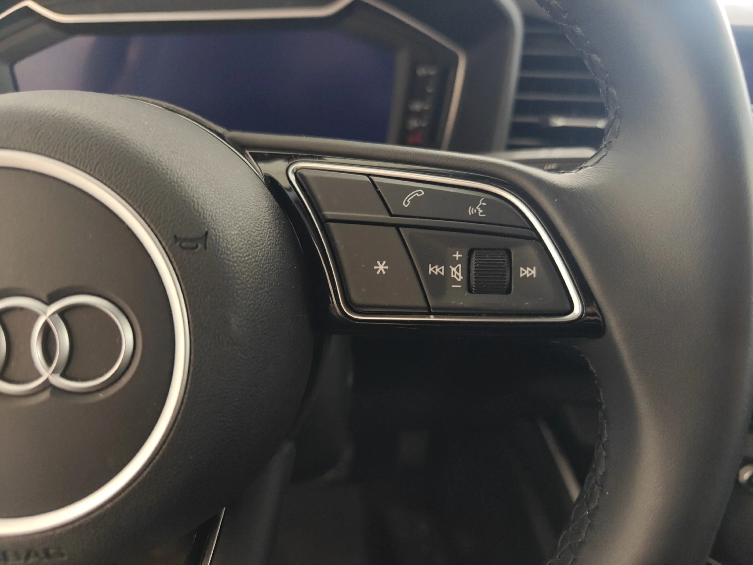 AUDI A1 ALLSTREET ADRENALIN 30 TFSI 81KW - Foto 13