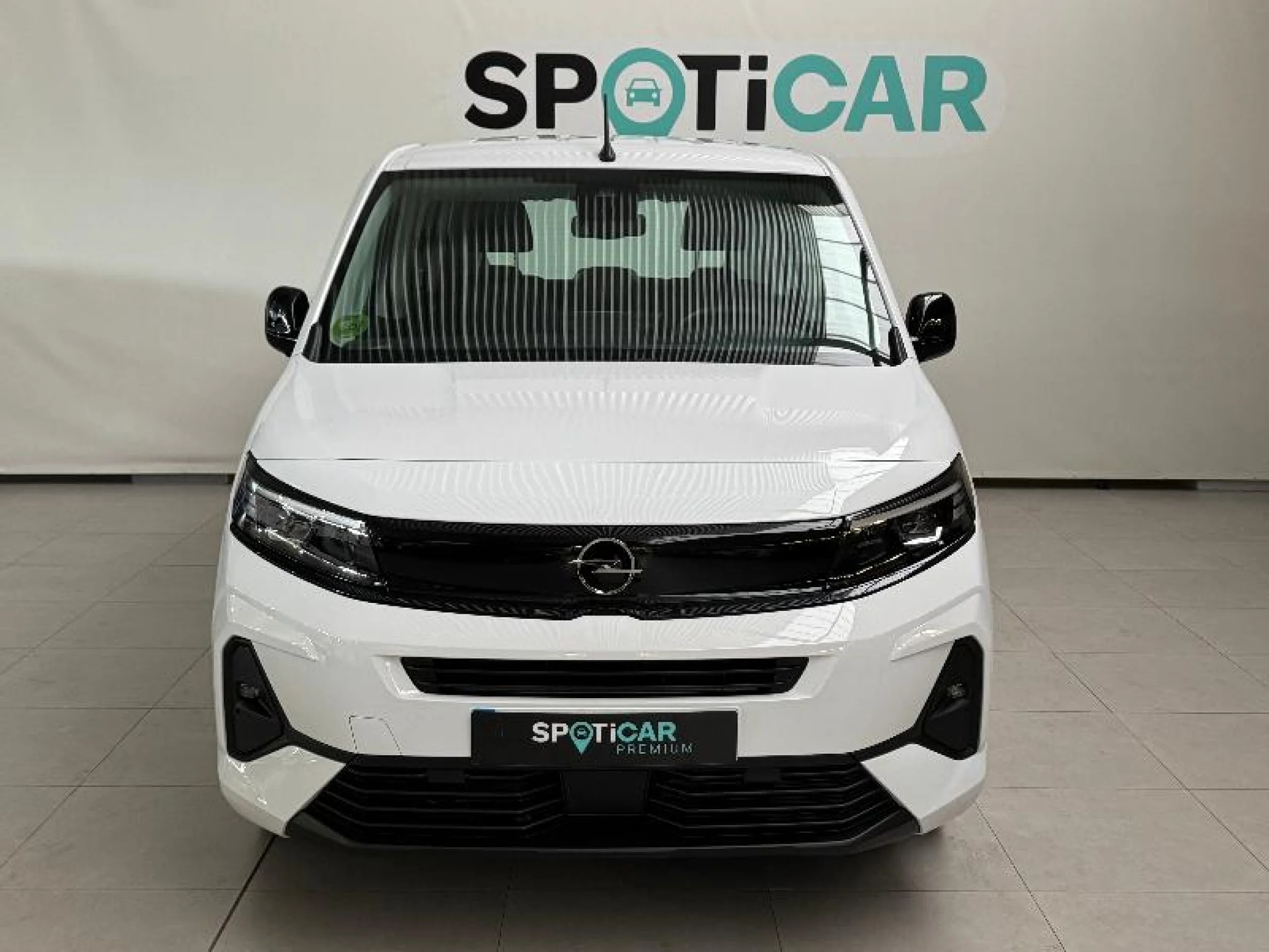OPEL COMERCIALES COMBO NUEVO COMBO 100 CV 1.5 TD S/S MT6 €6.4 - Foto 2