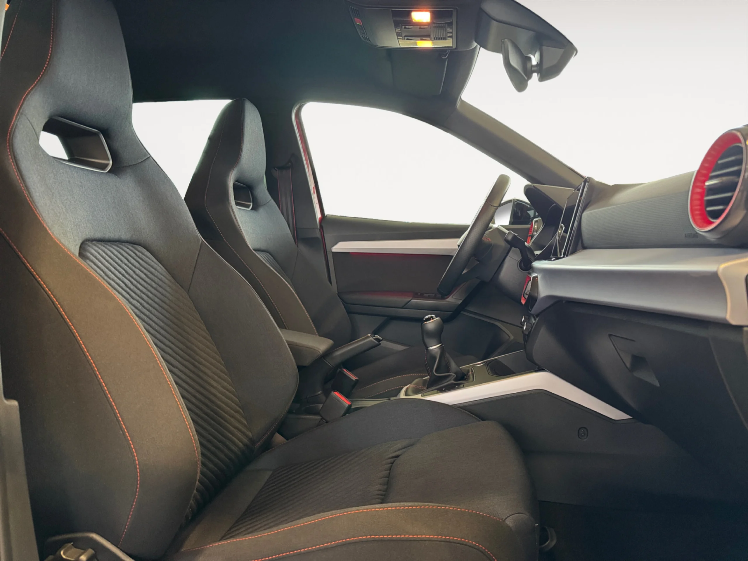 SEAT ARONA 1.0 TSI 85KW (115CV) FR SPECIAL EDITION - Foto 4