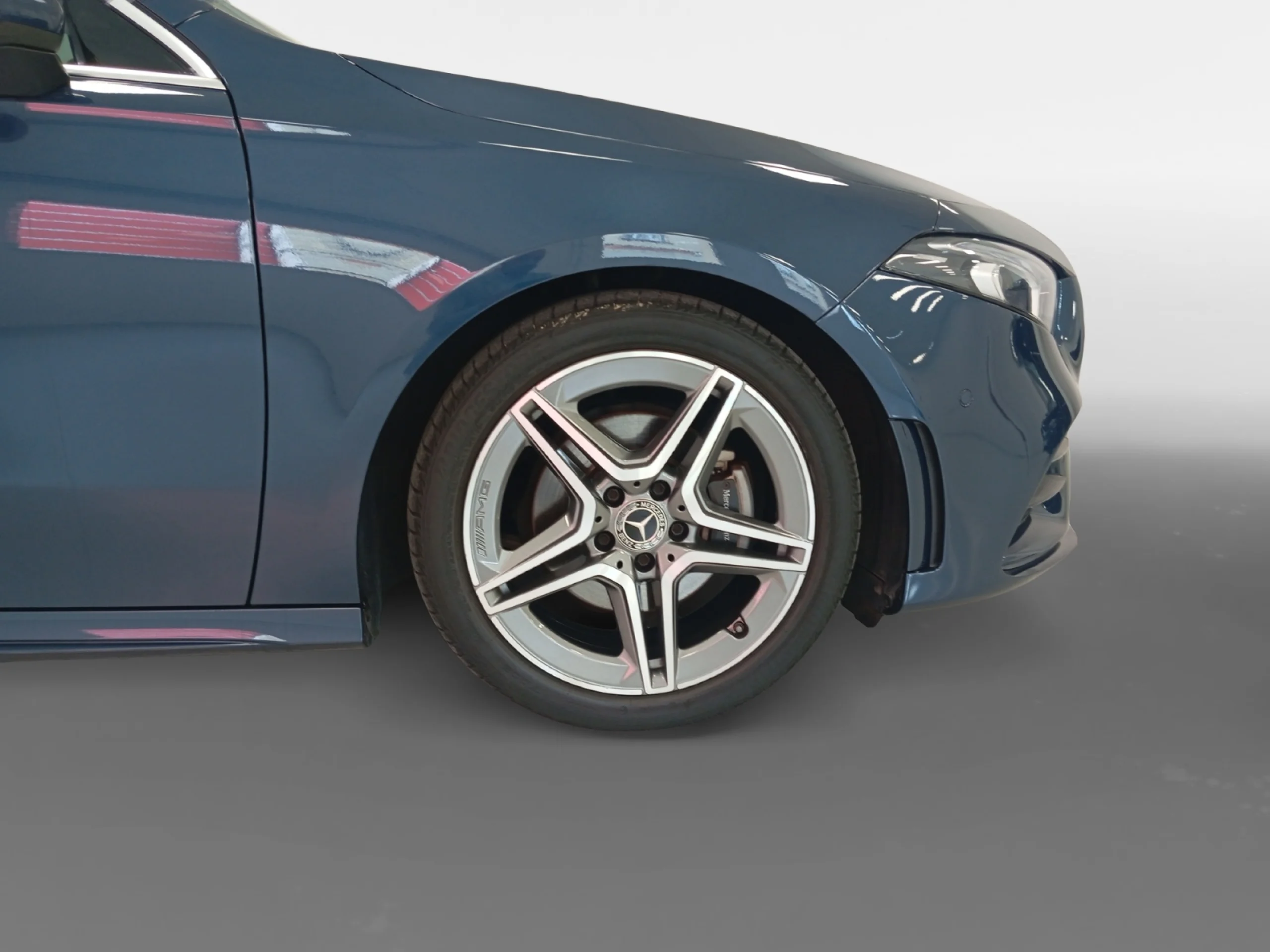 MERCEDES-BENZ CLASE A A 200 D - Foto 8