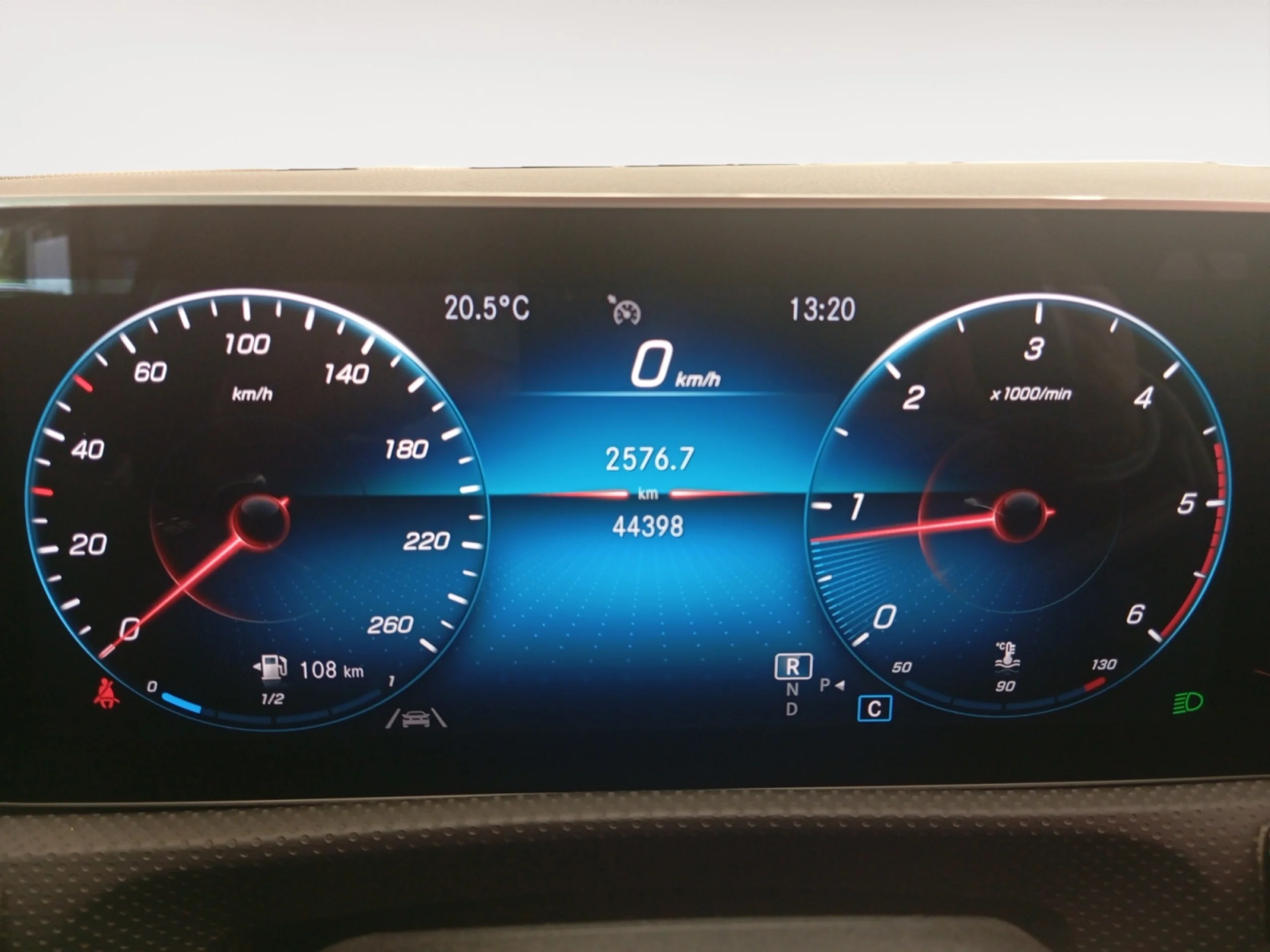 MERCEDES-BENZ CLASE A A 200 D - Foto 10