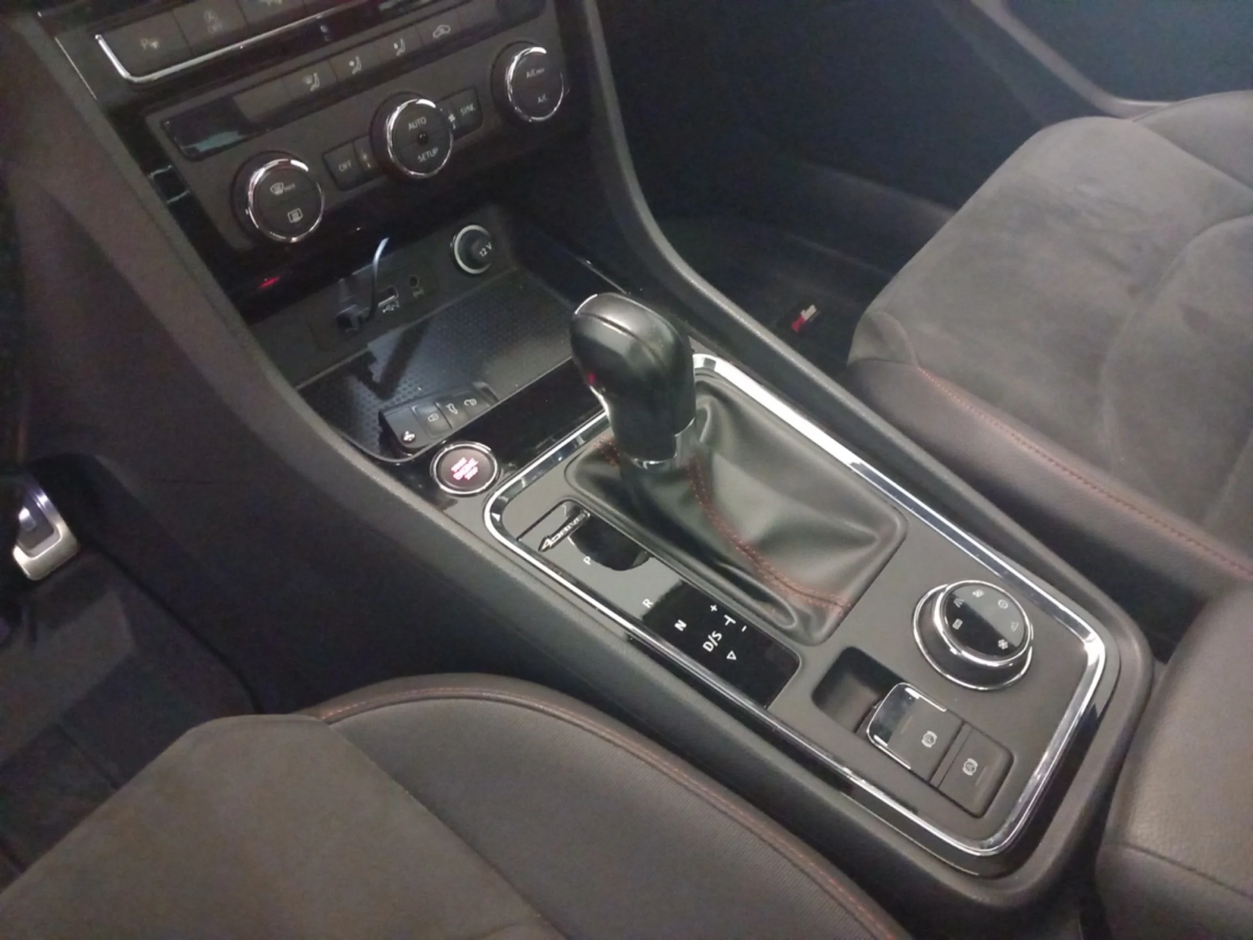 SEAT ATECA 1.4 ECOTSI 150CV 4DRIVE ST&SP XCELLENCE - Foto 14