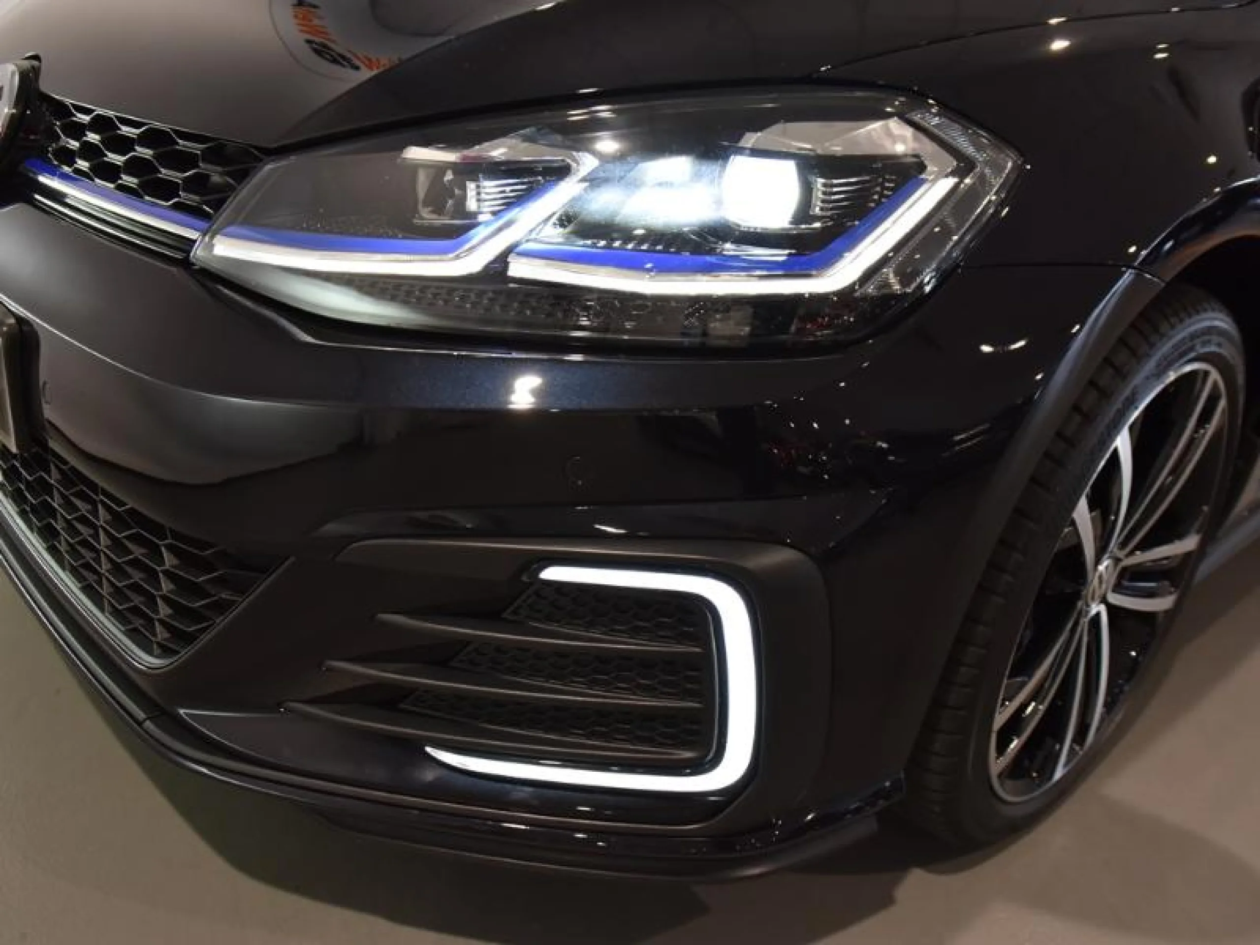 VOLKSWAGEN GOLF GTE 1.4 TSI E POWER 150KW (204CV) DSG - Foto 22