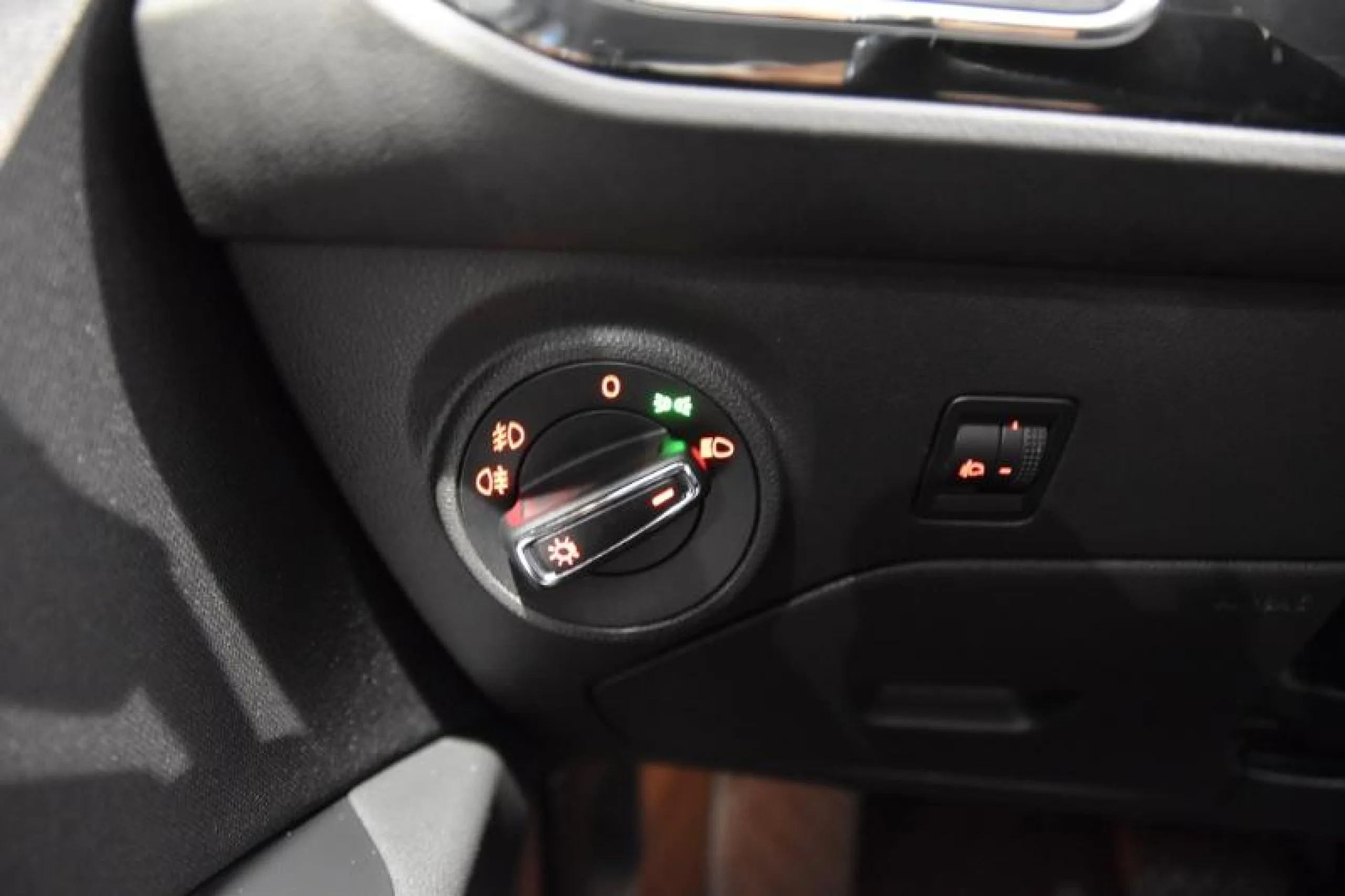 SEAT LEON 1.6 TDI 81KW ST&SP STYLE ULTIMATE ED - Foto 16