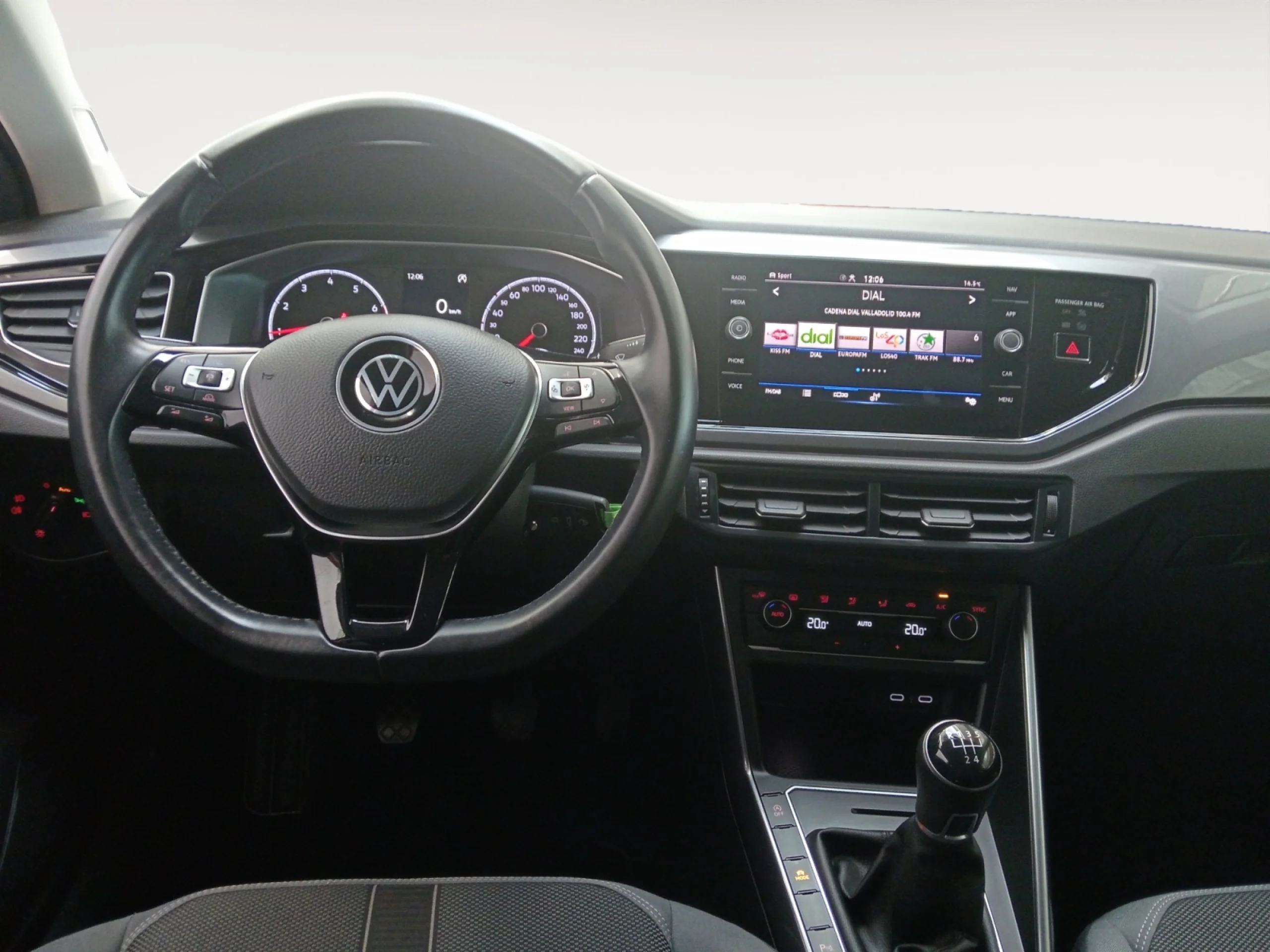 VOLKSWAGEN POLO SPORT 1.0 TSI 70KW (95CV) - Foto 4