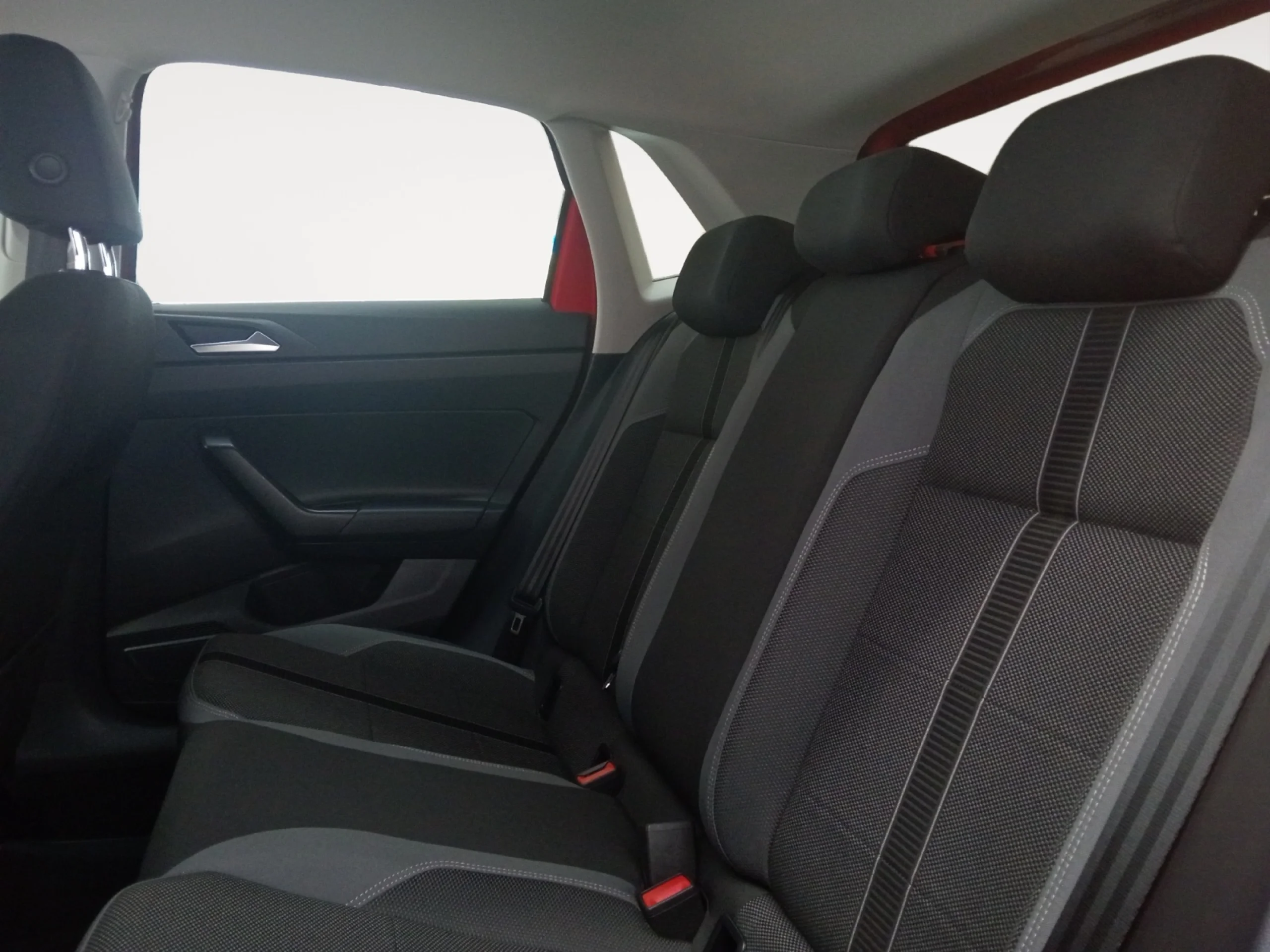 VOLKSWAGEN POLO SPORT 1.0 TSI 70KW (95CV) - Foto 6