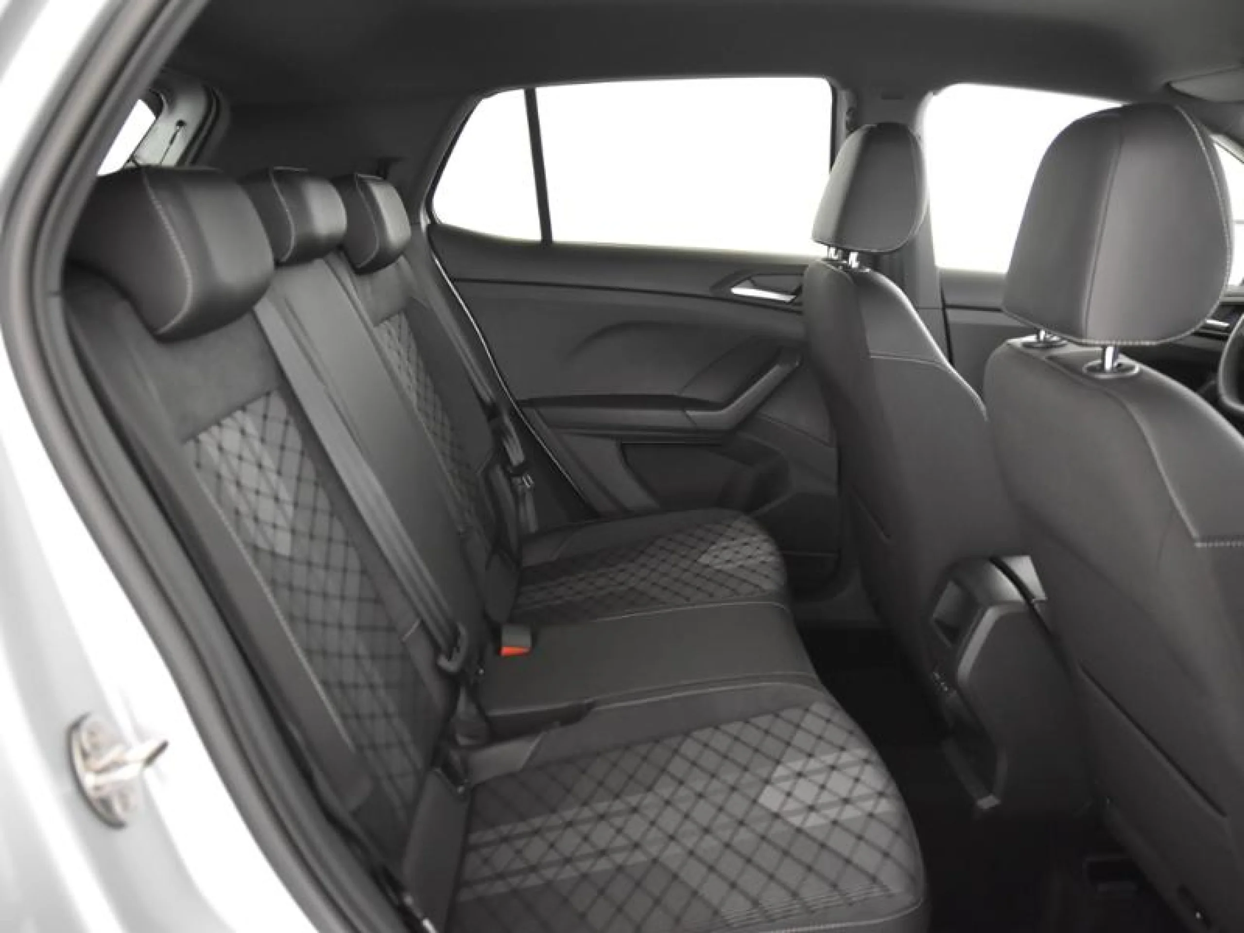 VOLKSWAGEN T CROSS T CROSS R LINE 1.0 TSI 85 KW (115 CV)  AUTOM TICO DSG 7 VEL. - Foto 6