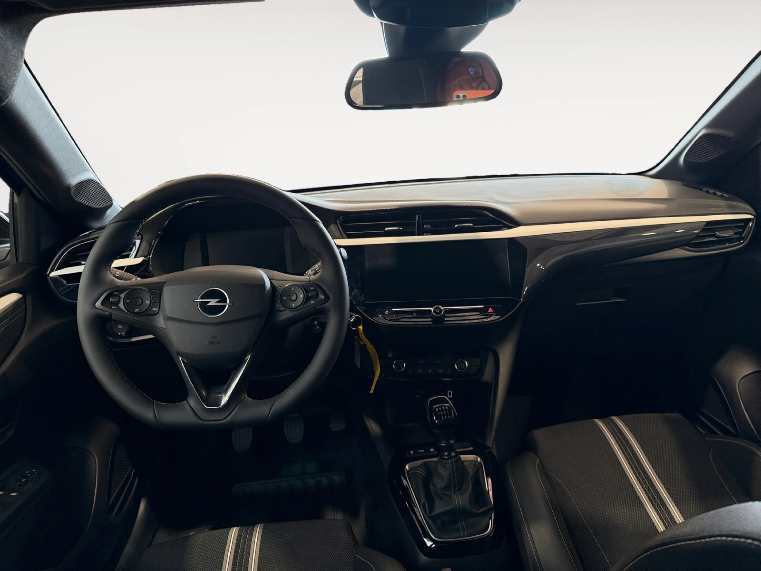 OPEL CORSA 1.2T XHL 74KW (100CV) GS - Foto 4