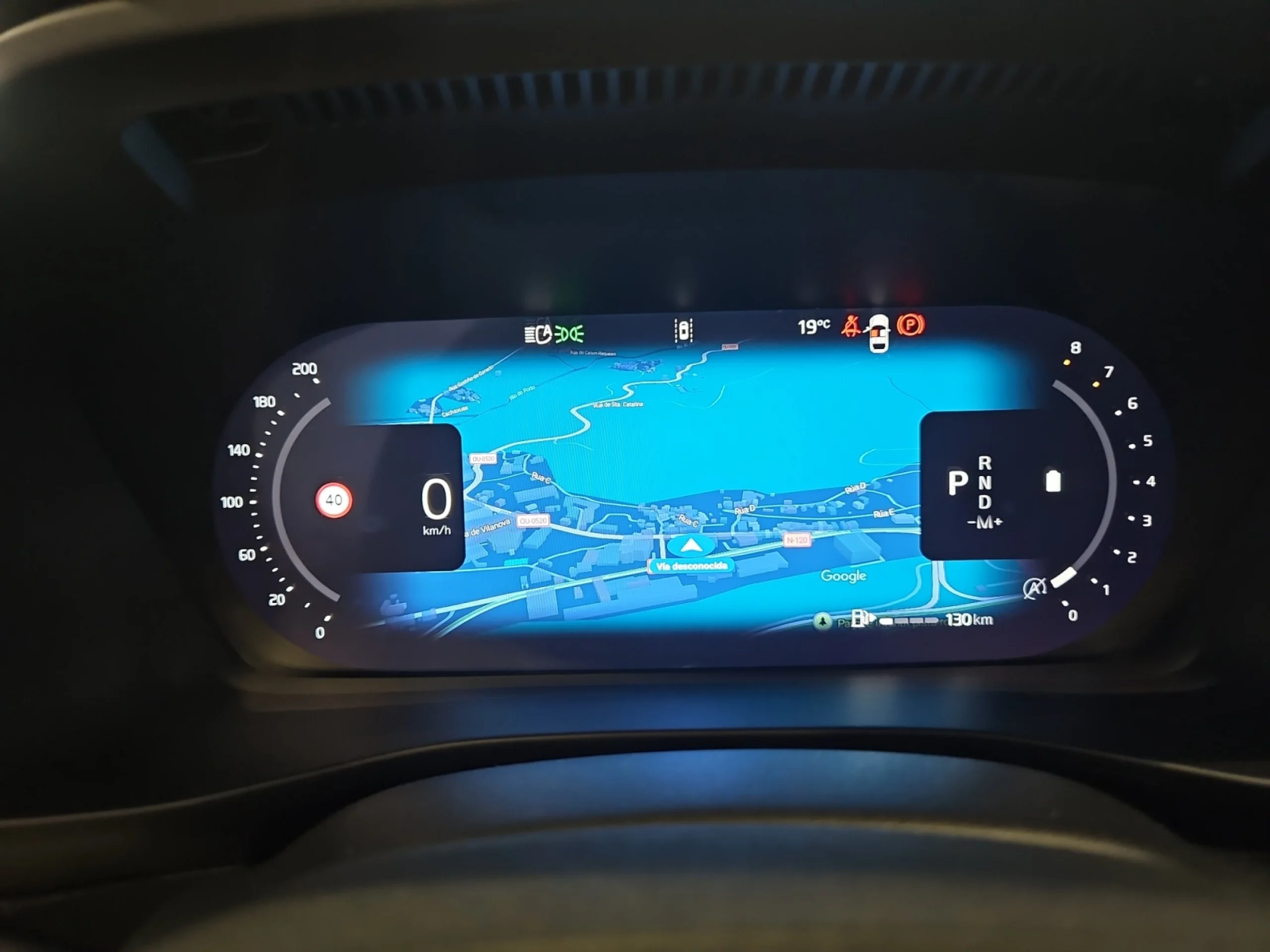 VOLVO XC40 2.0 B3 G CORE AUTO - Foto 7