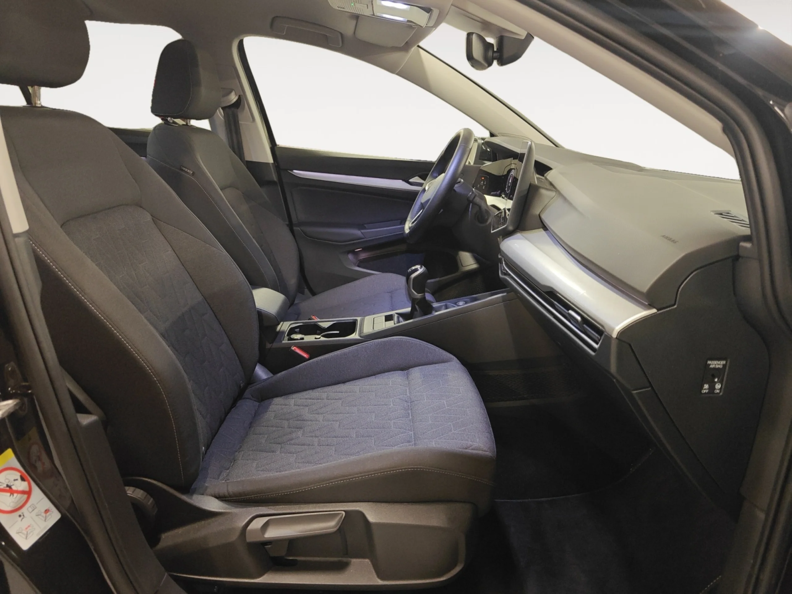 VOLKSWAGEN GOLF ··MÁS·· 1.5 TSI 85KW (115CV) - Foto 5