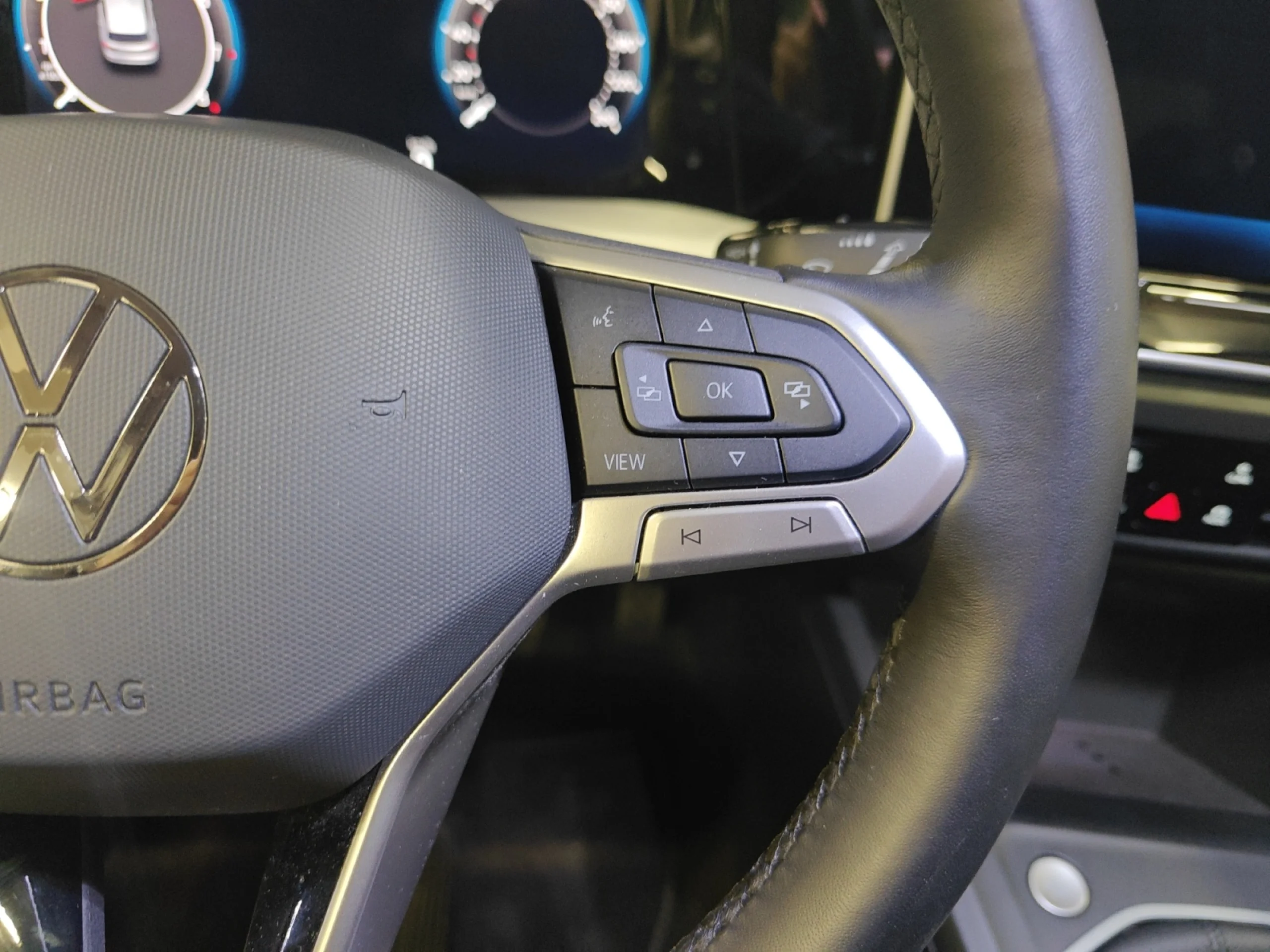 VOLKSWAGEN GOLF ··MÁS·· 1.5 TSI 85KW (115CV) - Foto 10