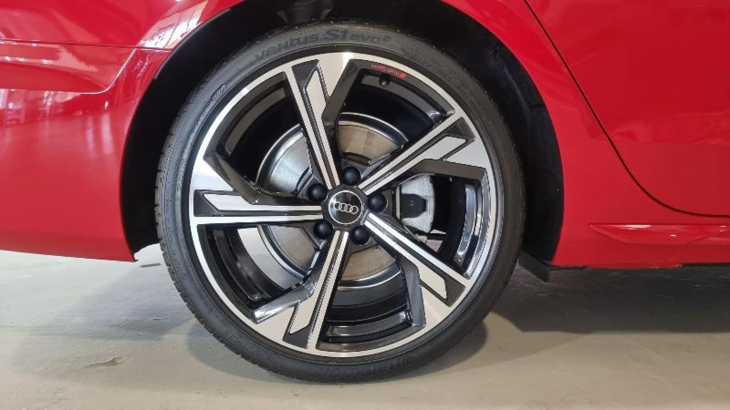 AUDI A4 AVANT BLACK LINE 35 TDI 120KW S TRONIC - Foto 16