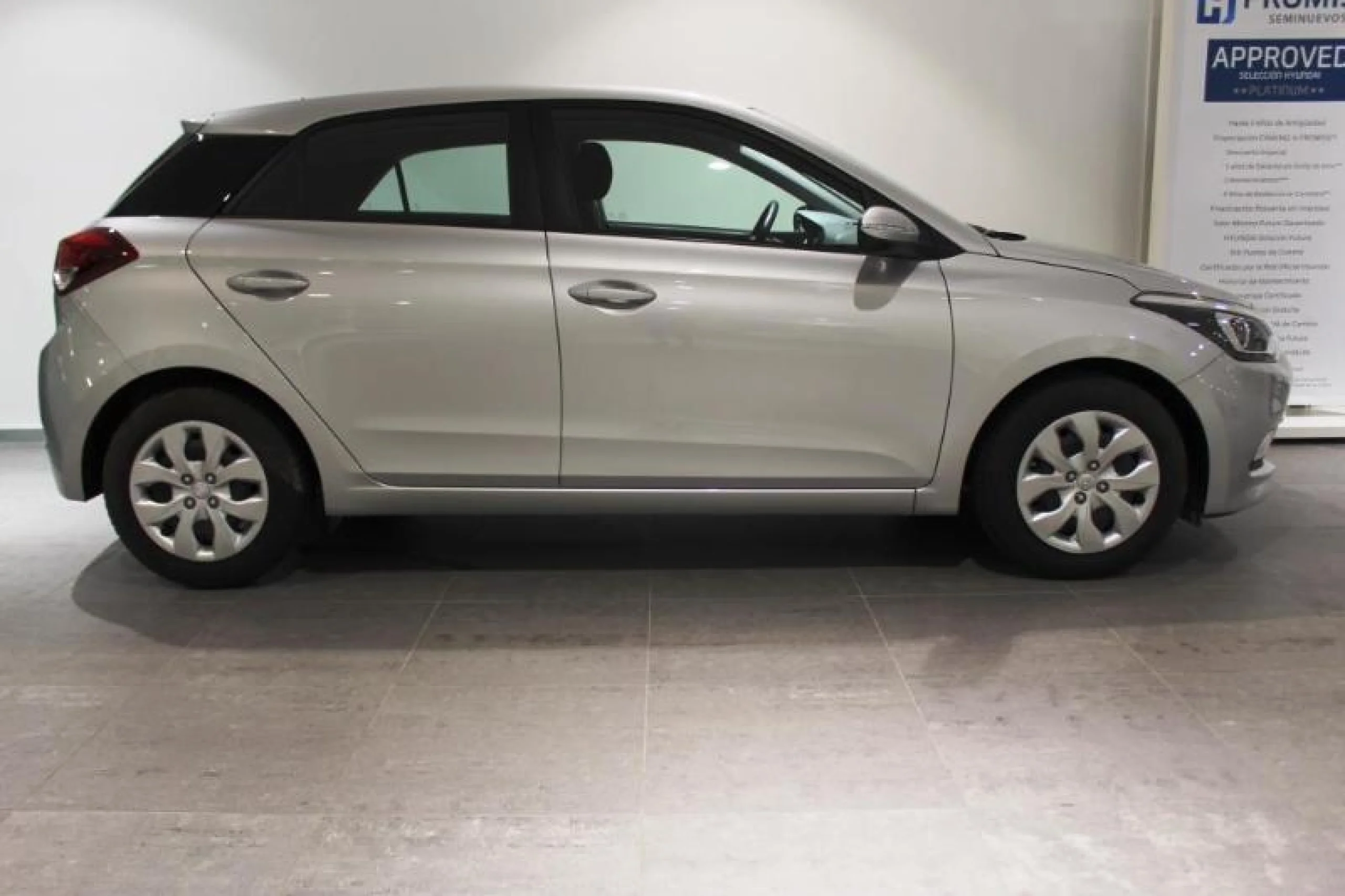 HYUNDAI I20 1.1 CRDI ESSENCE - Foto 2