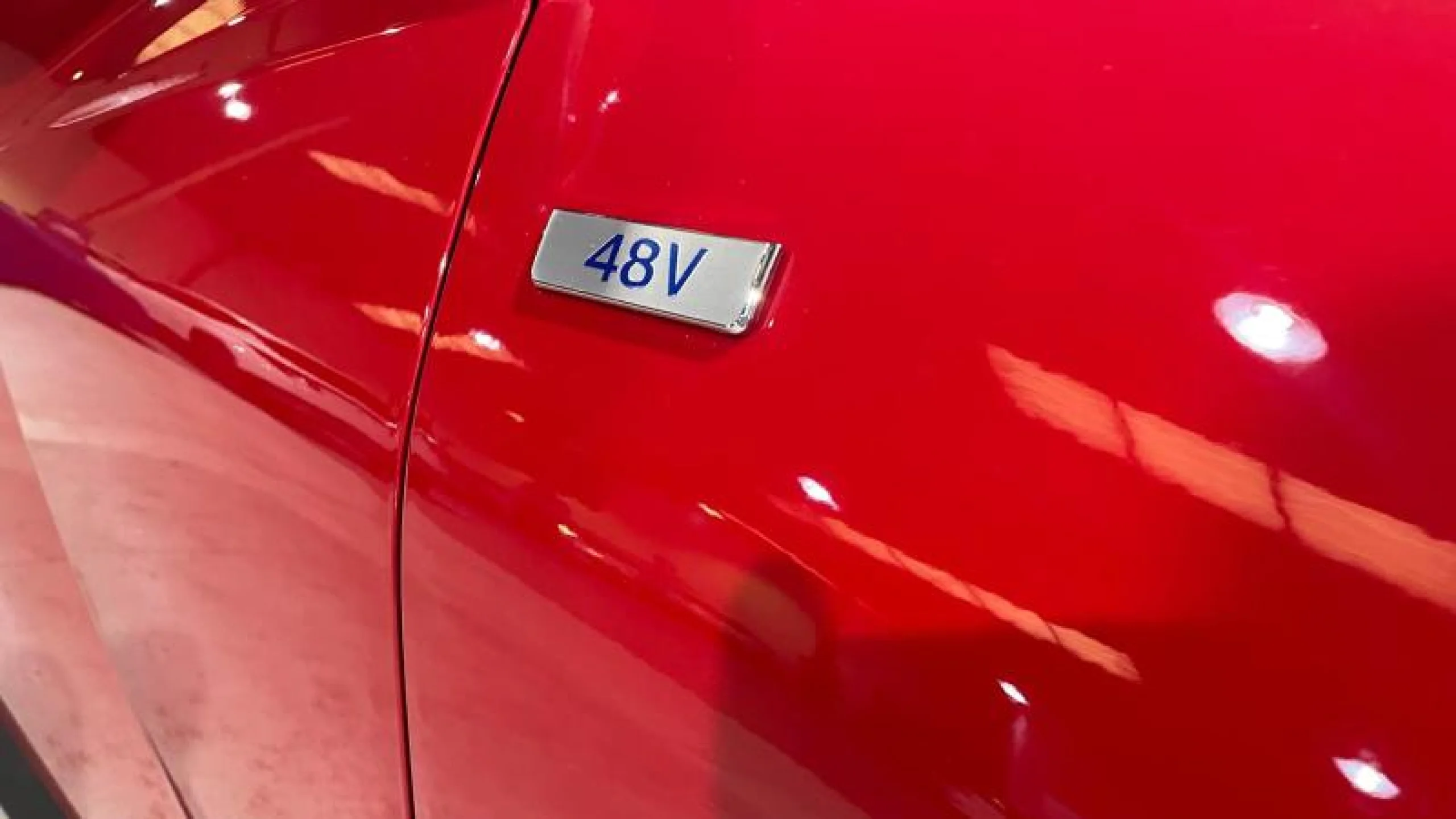 HYUNDAI TUCSON 1.6 CRDI 100KW (136CV) 48V MAXX DCT - Foto 6