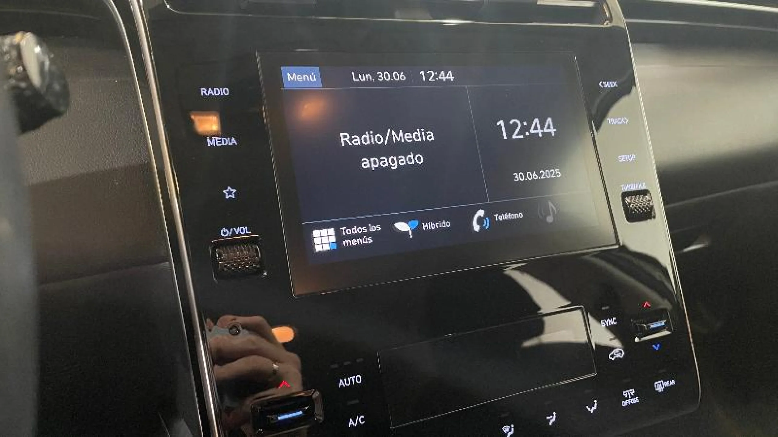 HYUNDAI TUCSON 1.6 CRDI 100KW (136CV) 48V MAXX DCT - Foto 20