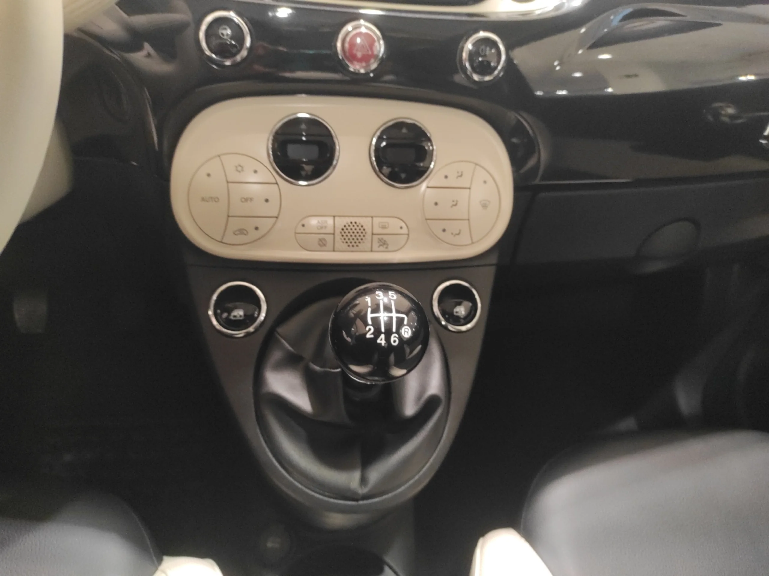 FIAT 500 DOLCEVITA 1.0 HYBRID 51KW (70 CV) - Foto 10