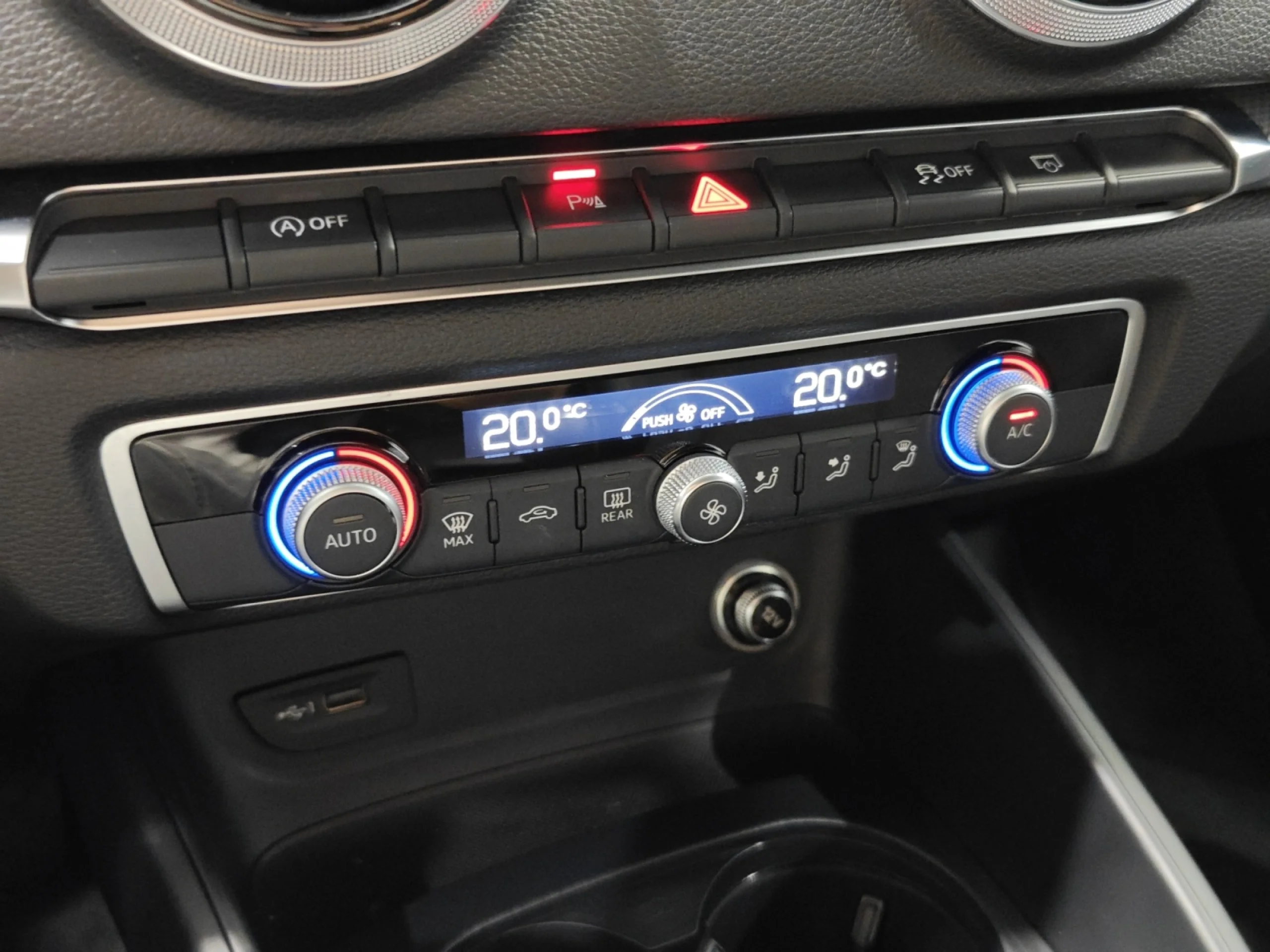 AUDI A3 DESIGN 30 TDI 85KW (116CV) SPORTBACK - Foto 20