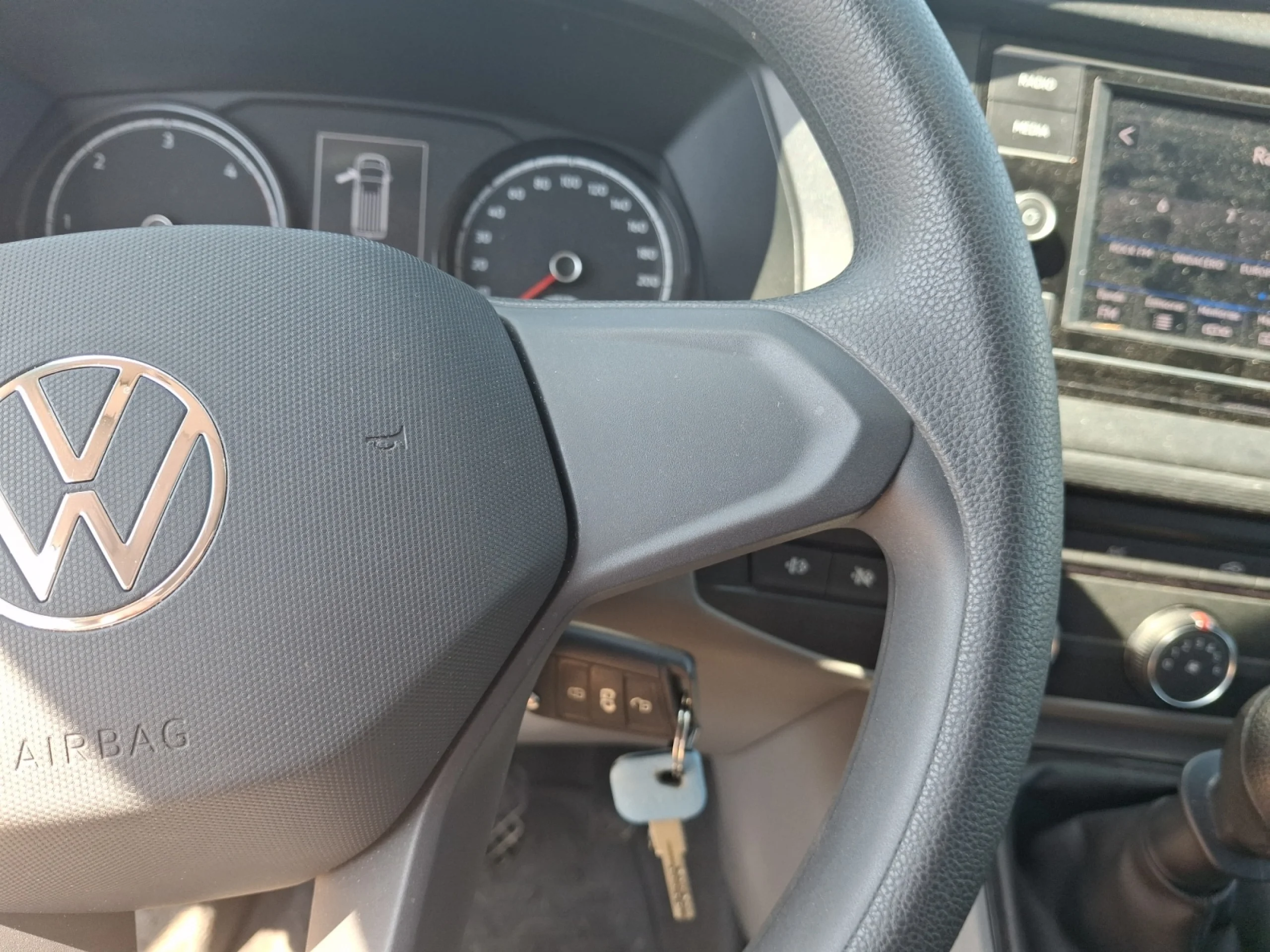 VW COMERCIALES Transporter TRANSPORTER 6.1  FURG N DEEP BLUE BATALLA CORTA 2.0 TDI 81 KW (110 CV) 5 VEL. 2.800 - Foto 9