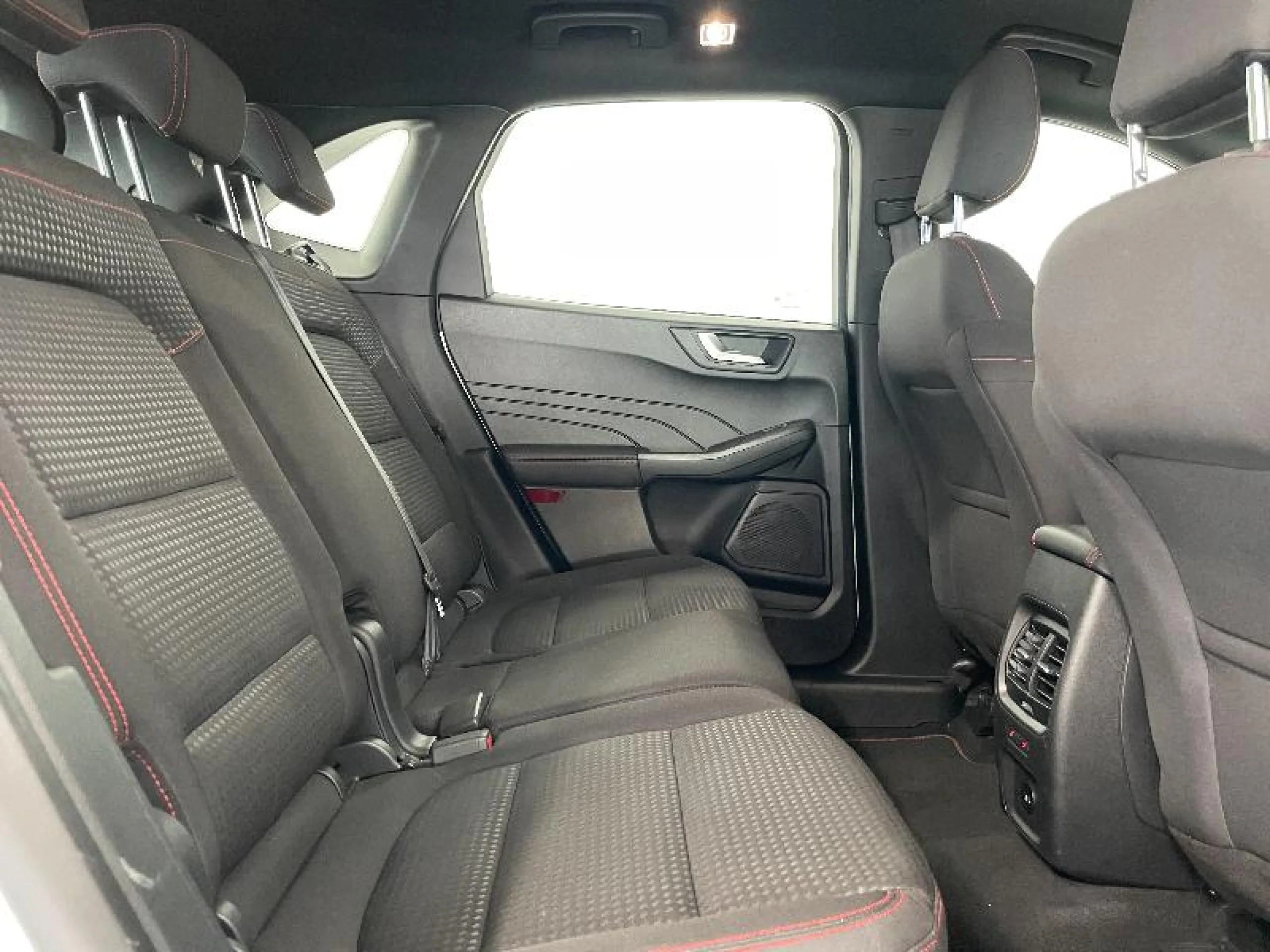 FORD KUGA ST LINE 1.5T ECOBOOST 110KW (150CV) - Foto 9