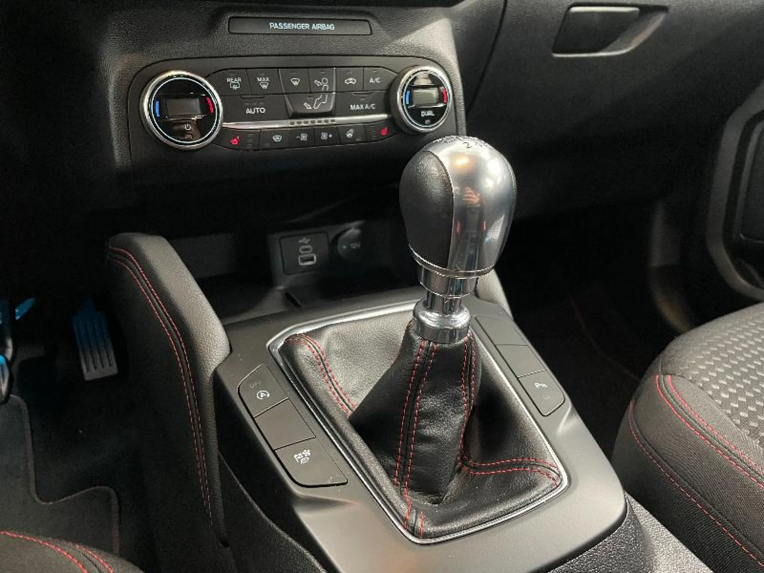 FORD KUGA ST LINE 1.5T ECOBOOST 110KW (150CV) - Foto 15