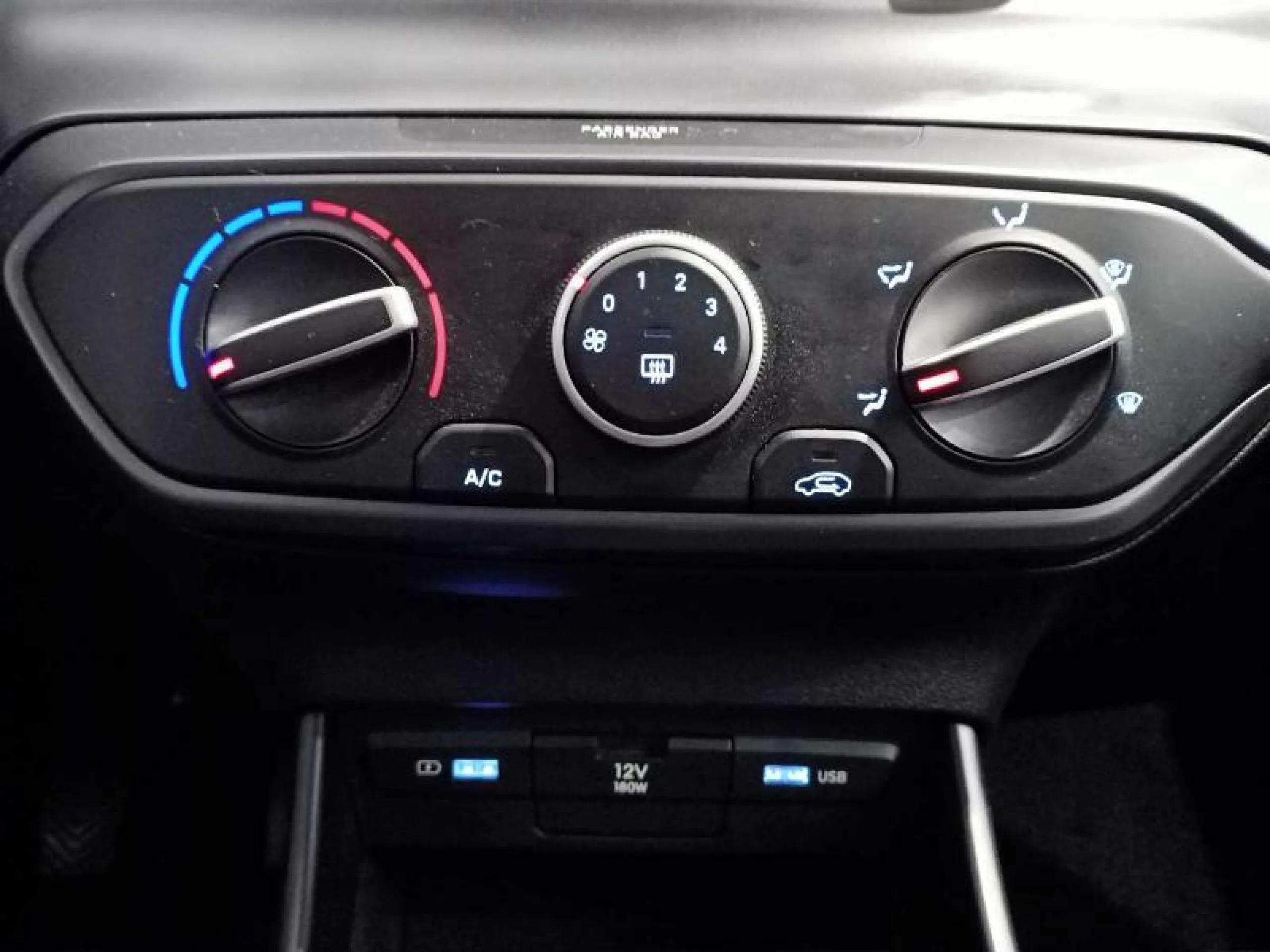 HYUNDAI I20 1.0 TGDI 74KW (100CV) KLASS - Foto 4