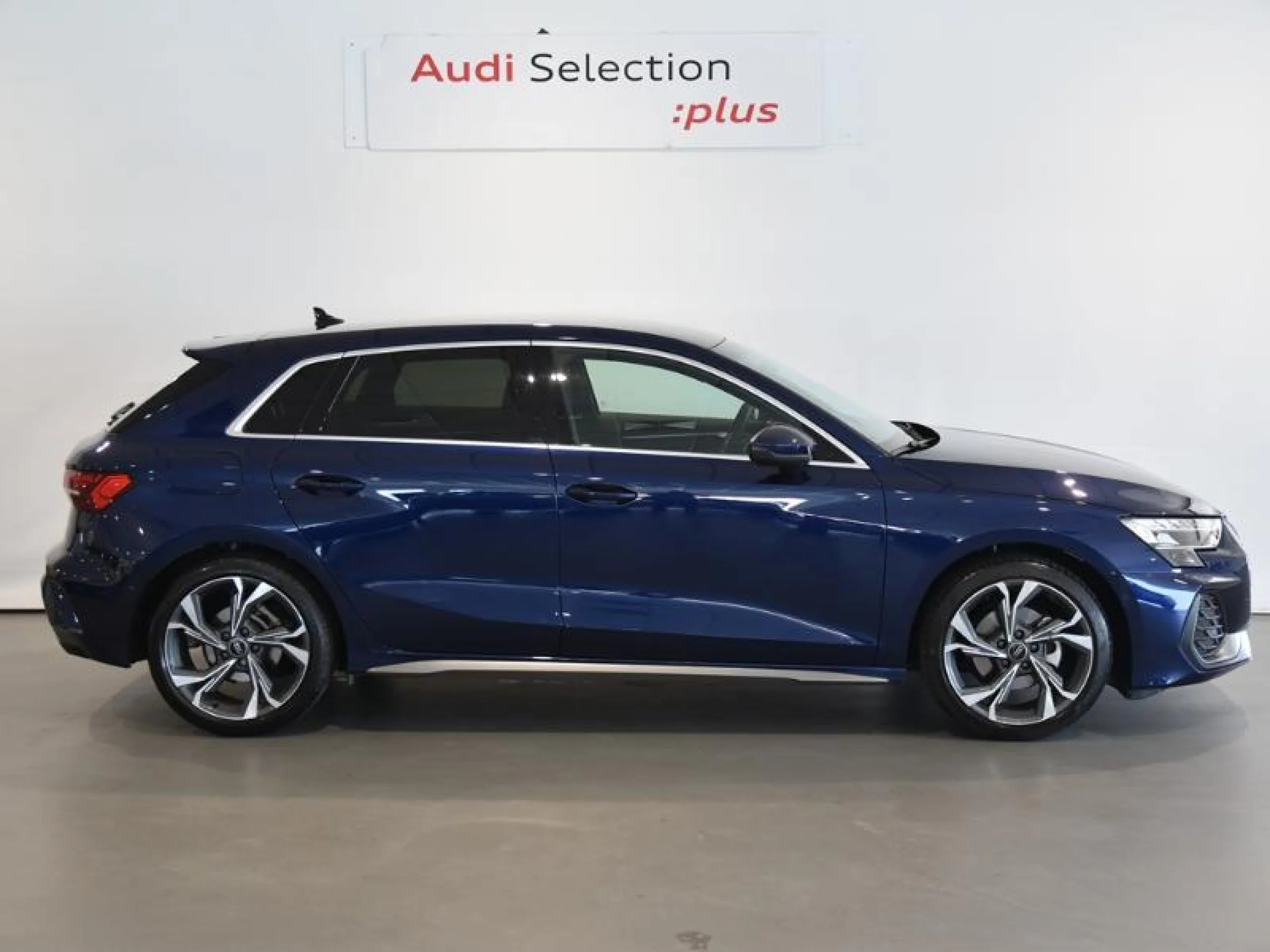 AUDI A3 SPORTBACK S LINE 30 TFSI 81KW S TRONIC - Foto 3