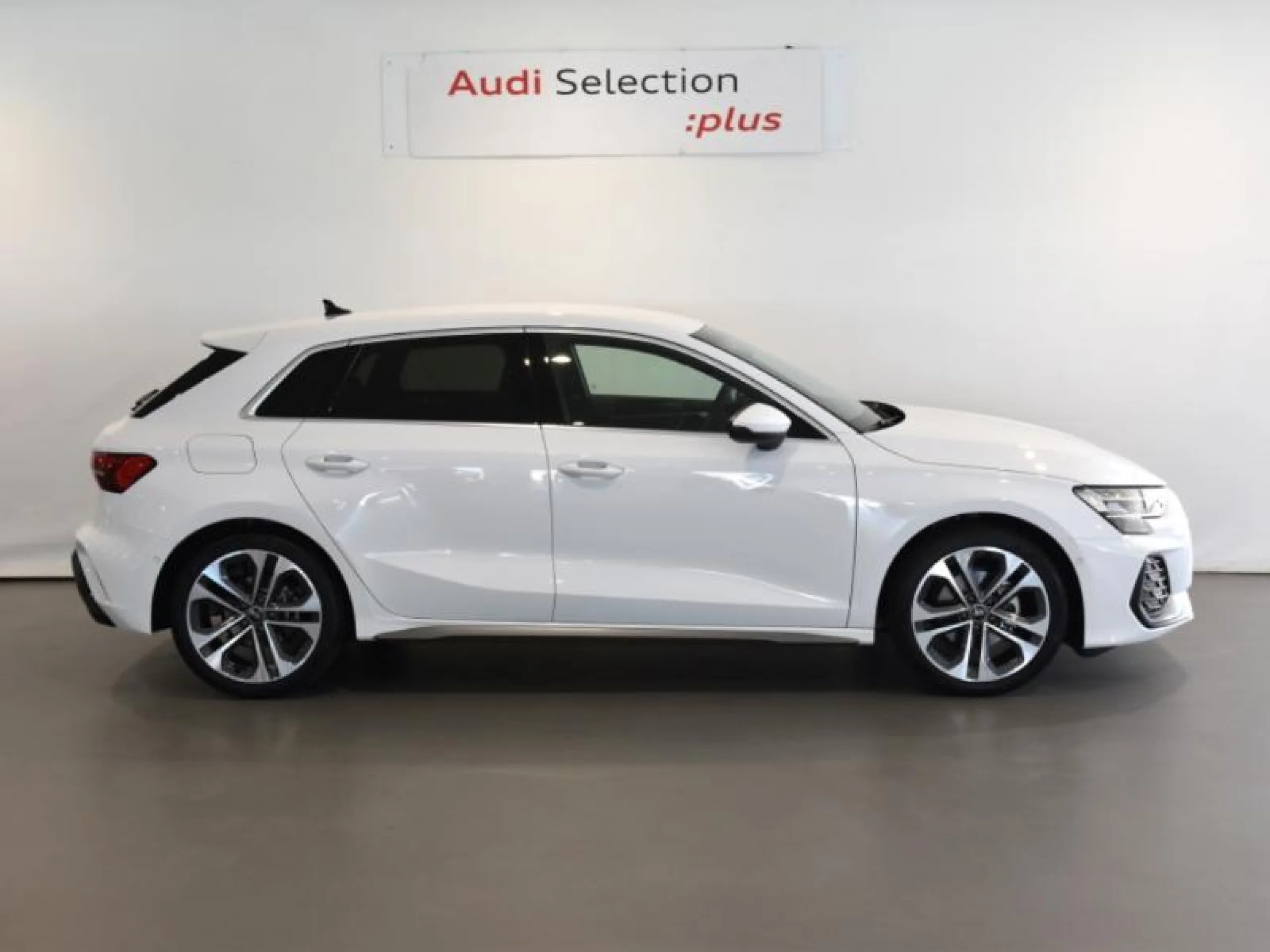 AUDI A3 SPORTBACK S LINE 35 TFSI 110KW S TRONIC - Foto 3