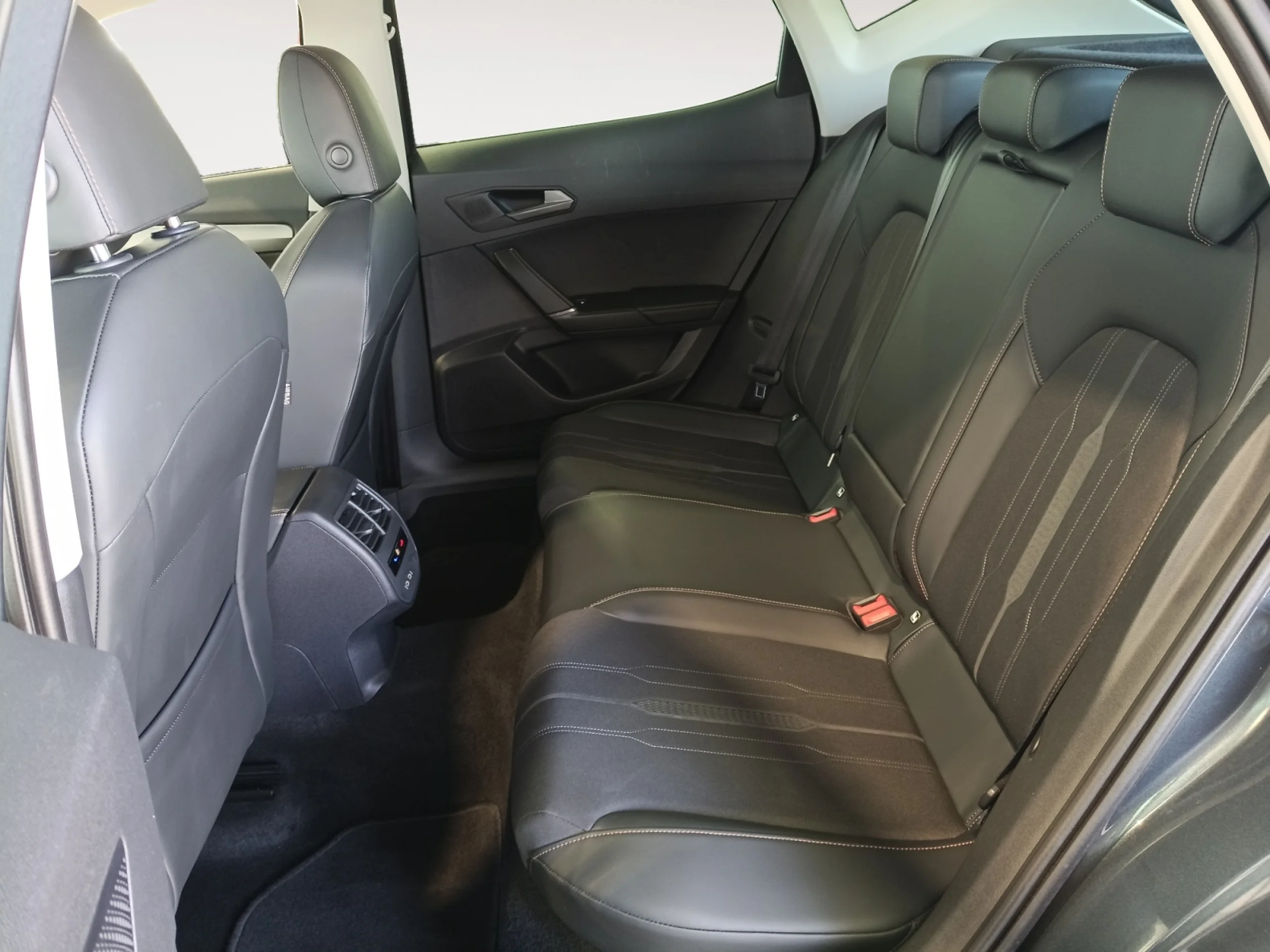 CUPRA FORMENTOR 2.0 TDI 110KW (150 CV) - Foto 6