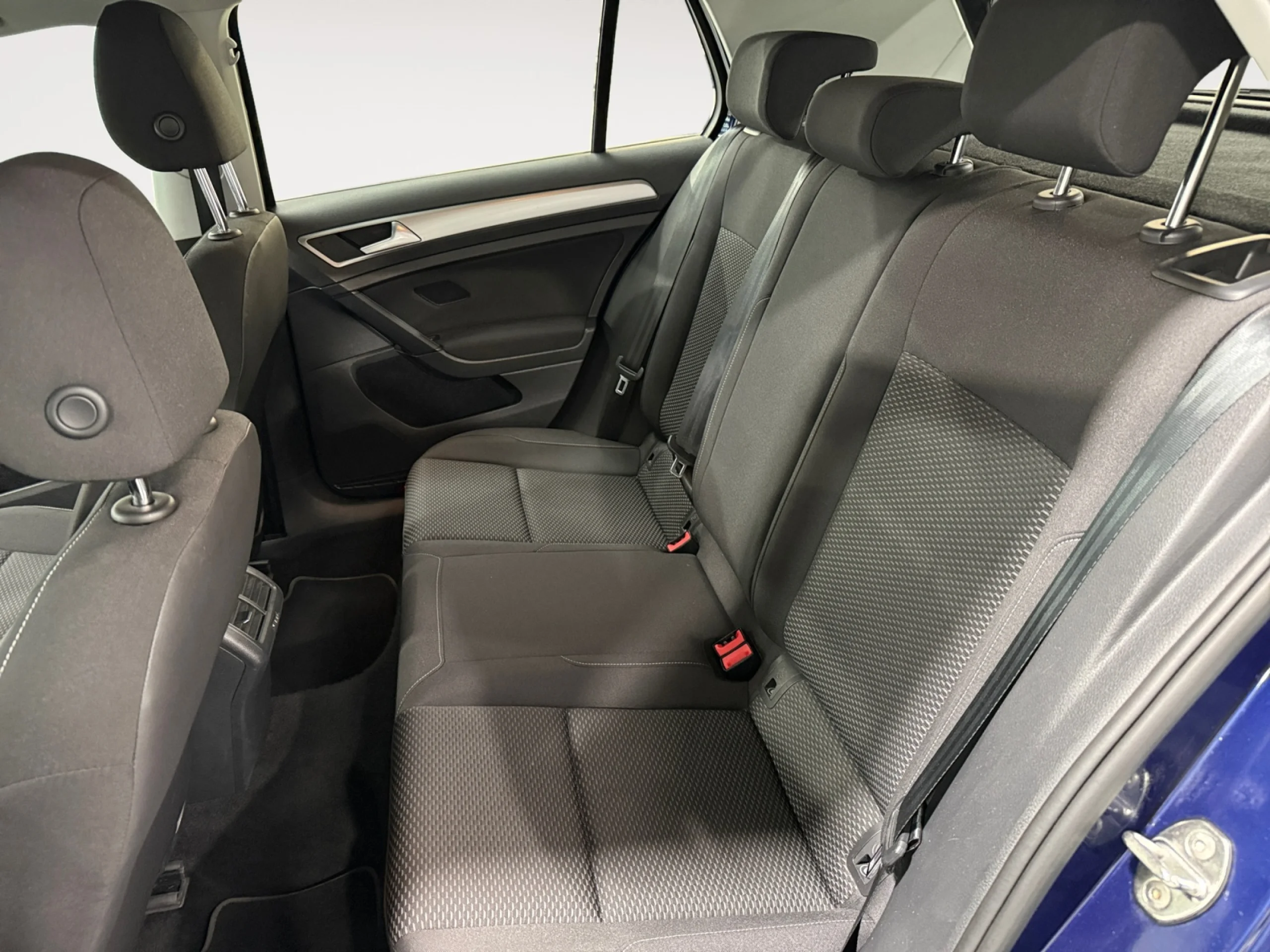 VOLKSWAGEN GOLF LAST EDITION 1.6 TDI 85KW (115CV) - Foto 6