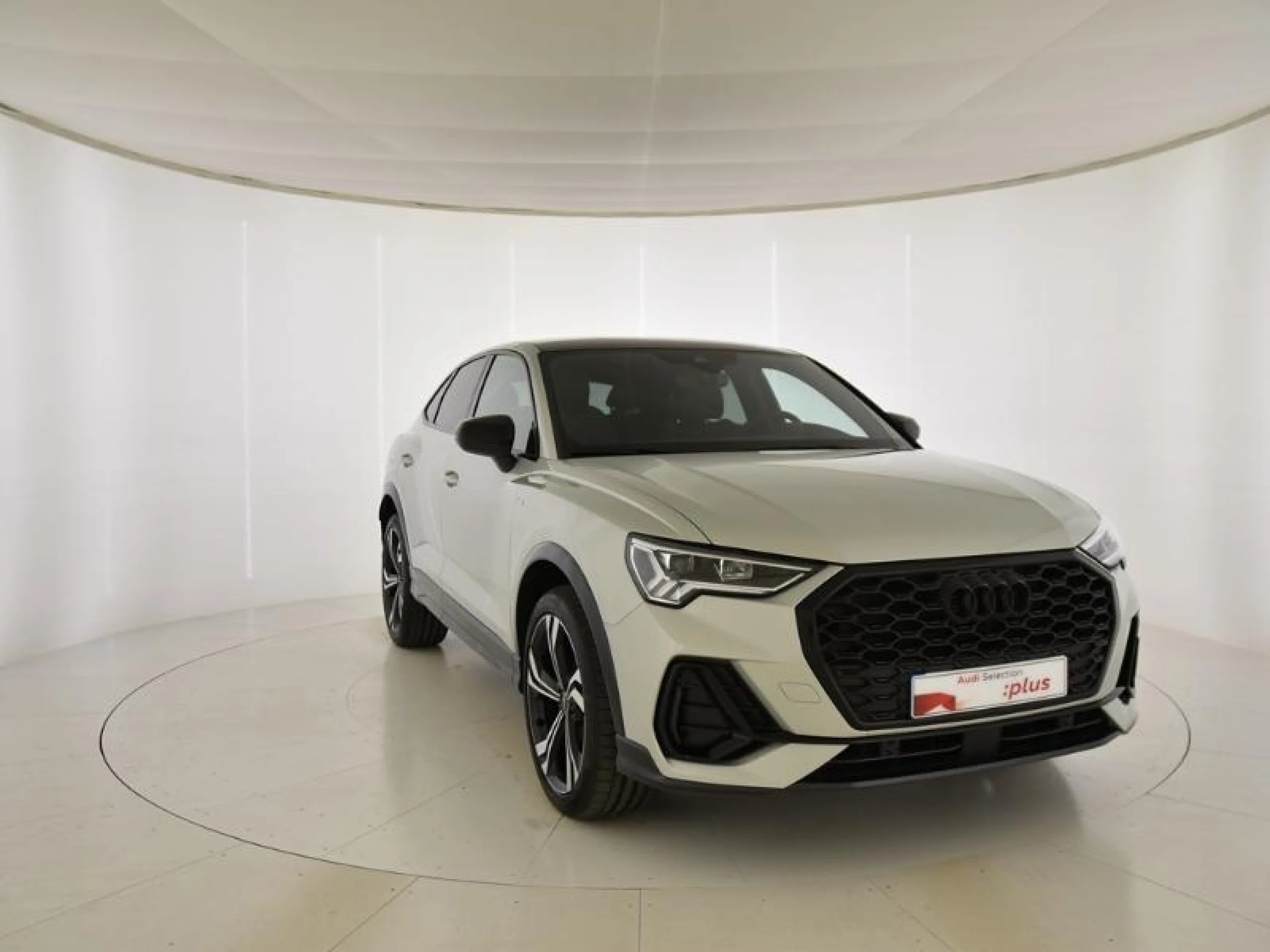 AUDI Q3 SPORTBACK BLACK LINE 35 TDI 110KW (150CV) S TRONIC - Foto 1