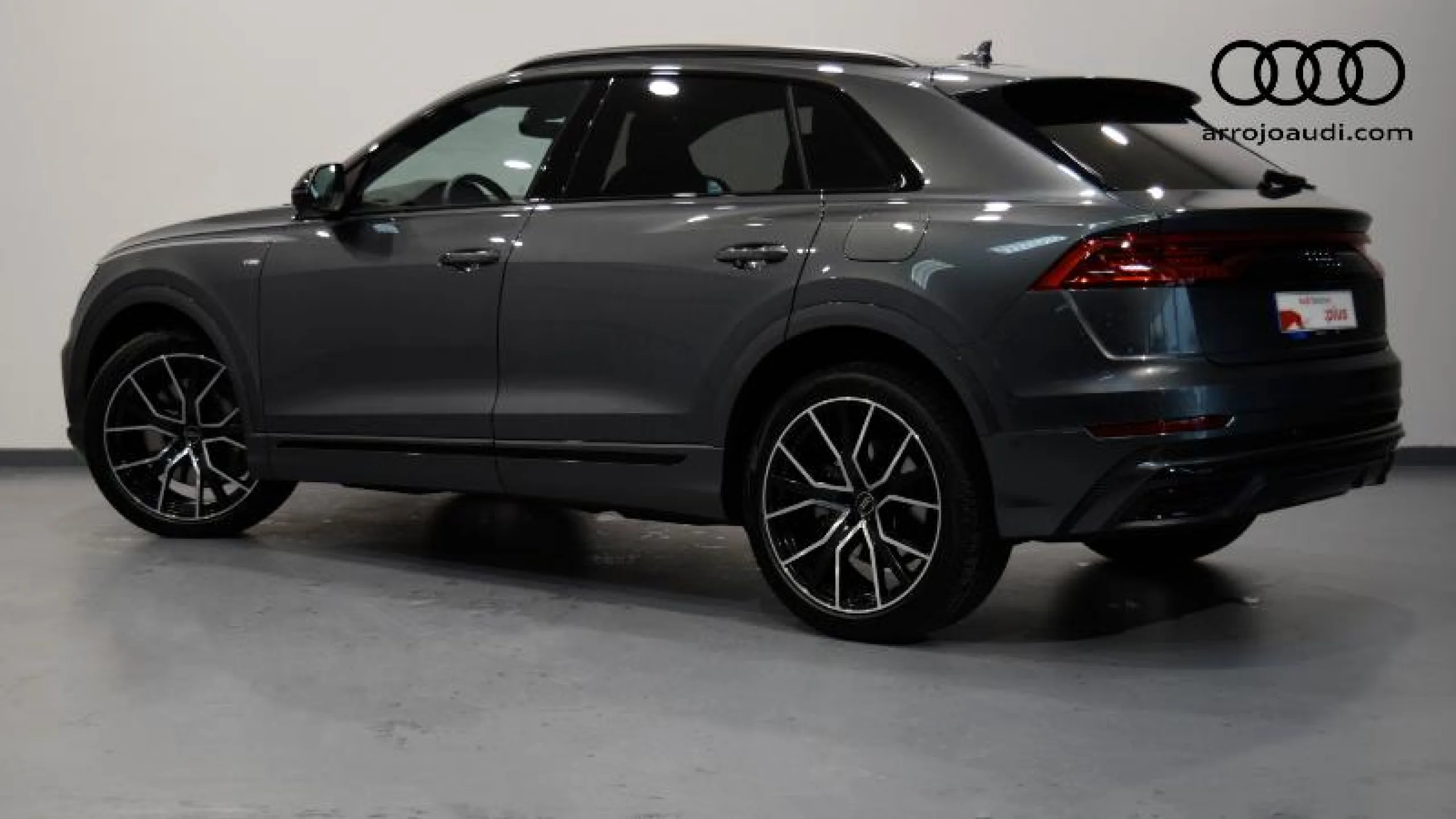AUDI Q8 BLACK LINE PLUS 55 TFSIE 280KW QUAT TIP - Foto 2