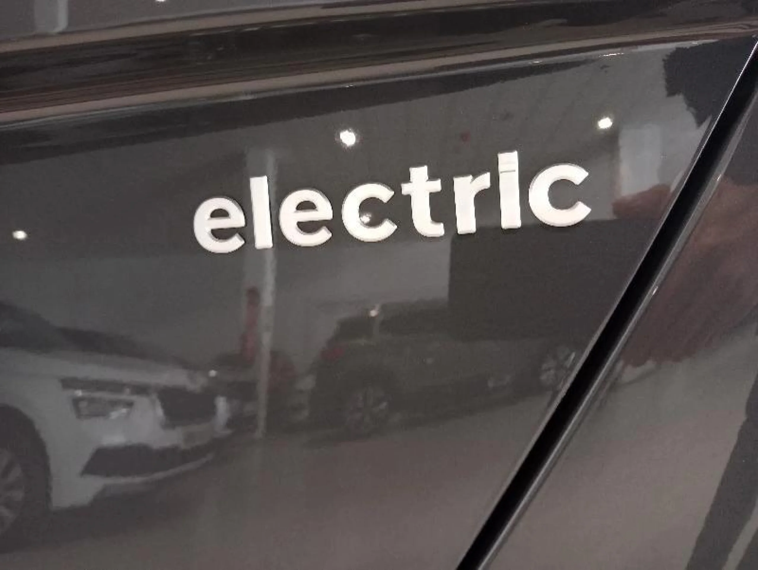 HYUNDAI KONA EV 160KW 65KWH TECNO 2C - Foto 4