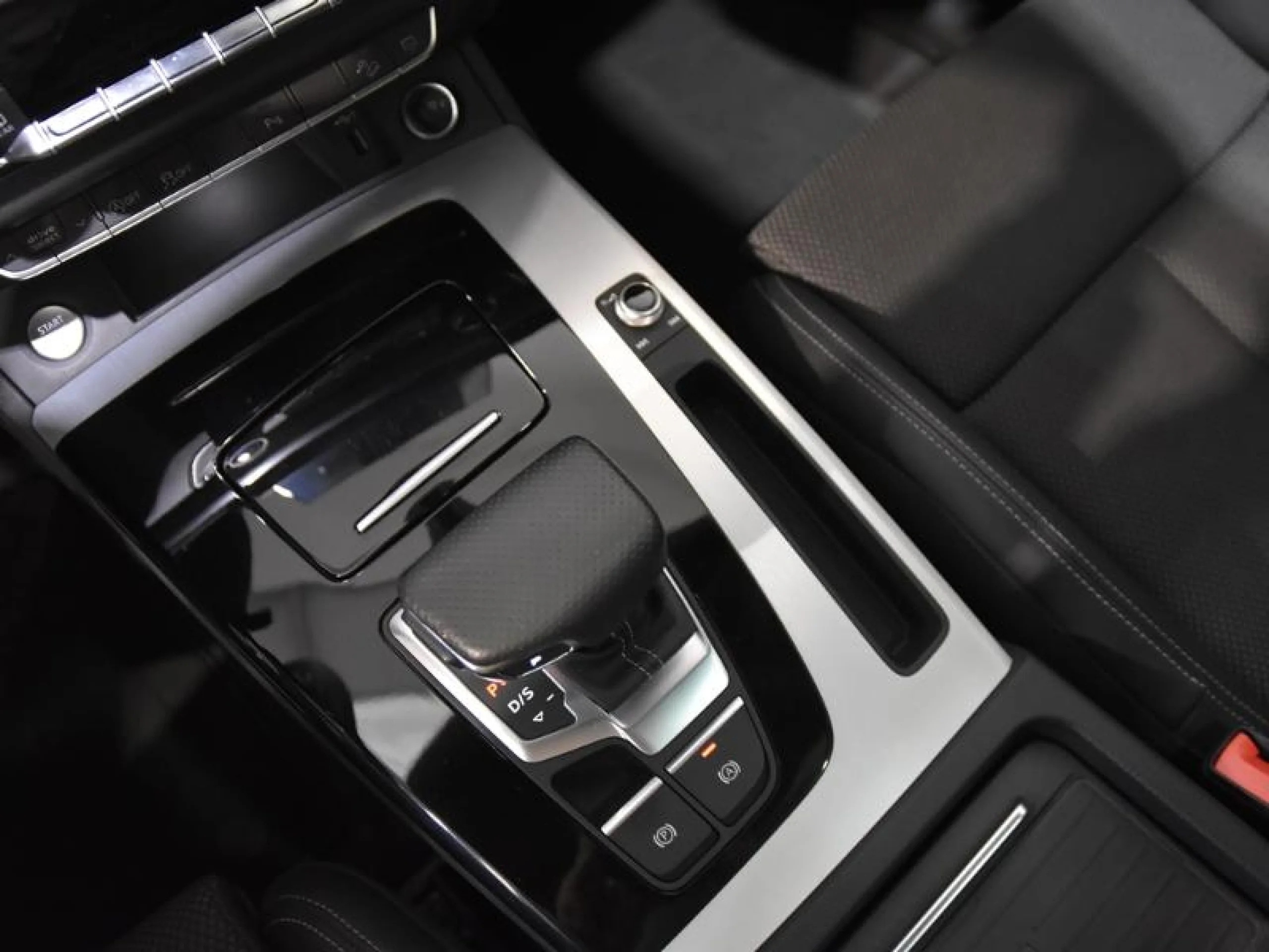 AUDI Q5 SPORTBACK BLACK LINE TDI QUATTRO 150KW (204CV) S T - Foto 13