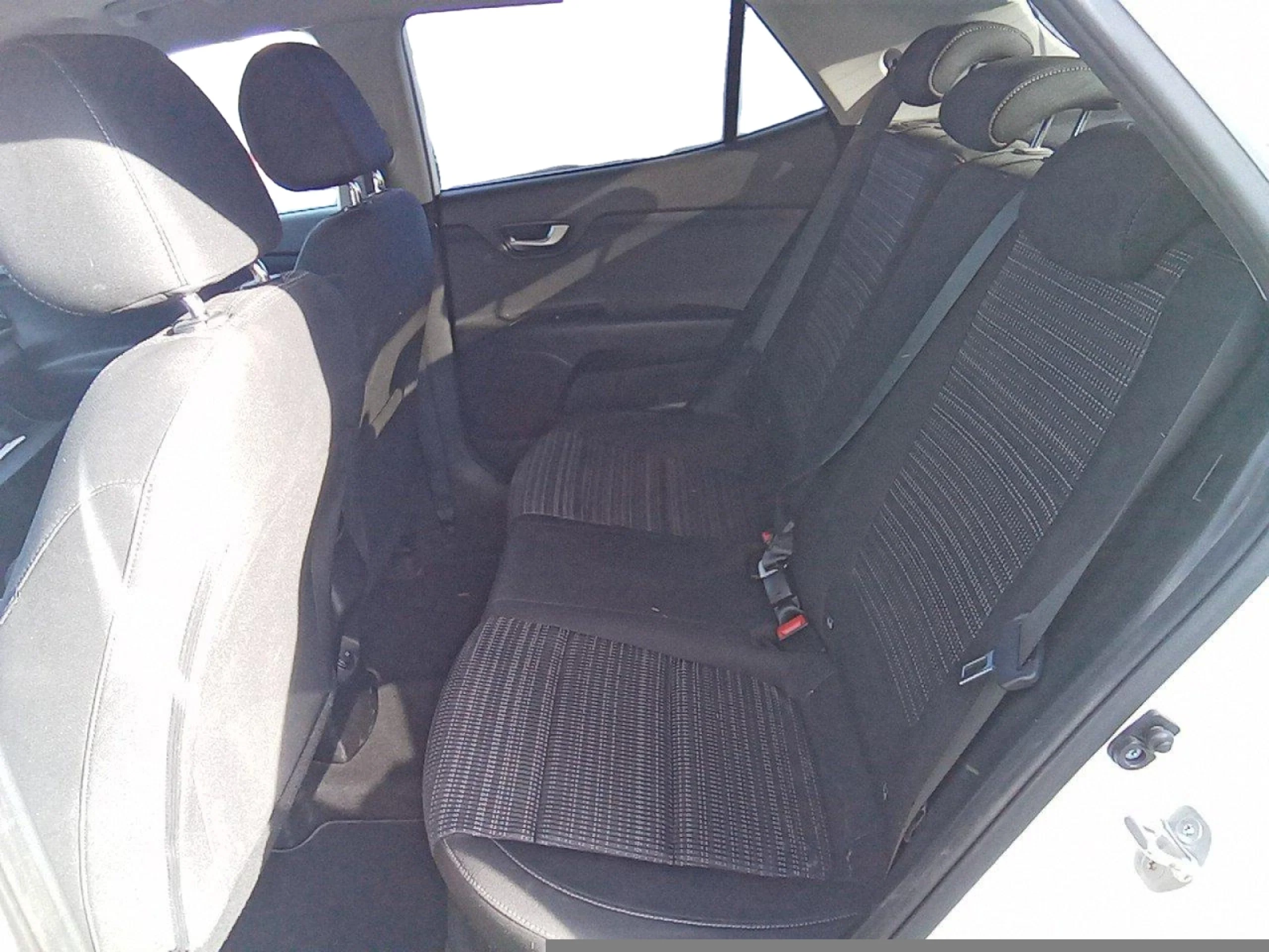 KIA STONIC 1.0 T GDI 74KW (100CV) DRIVE - Foto 9