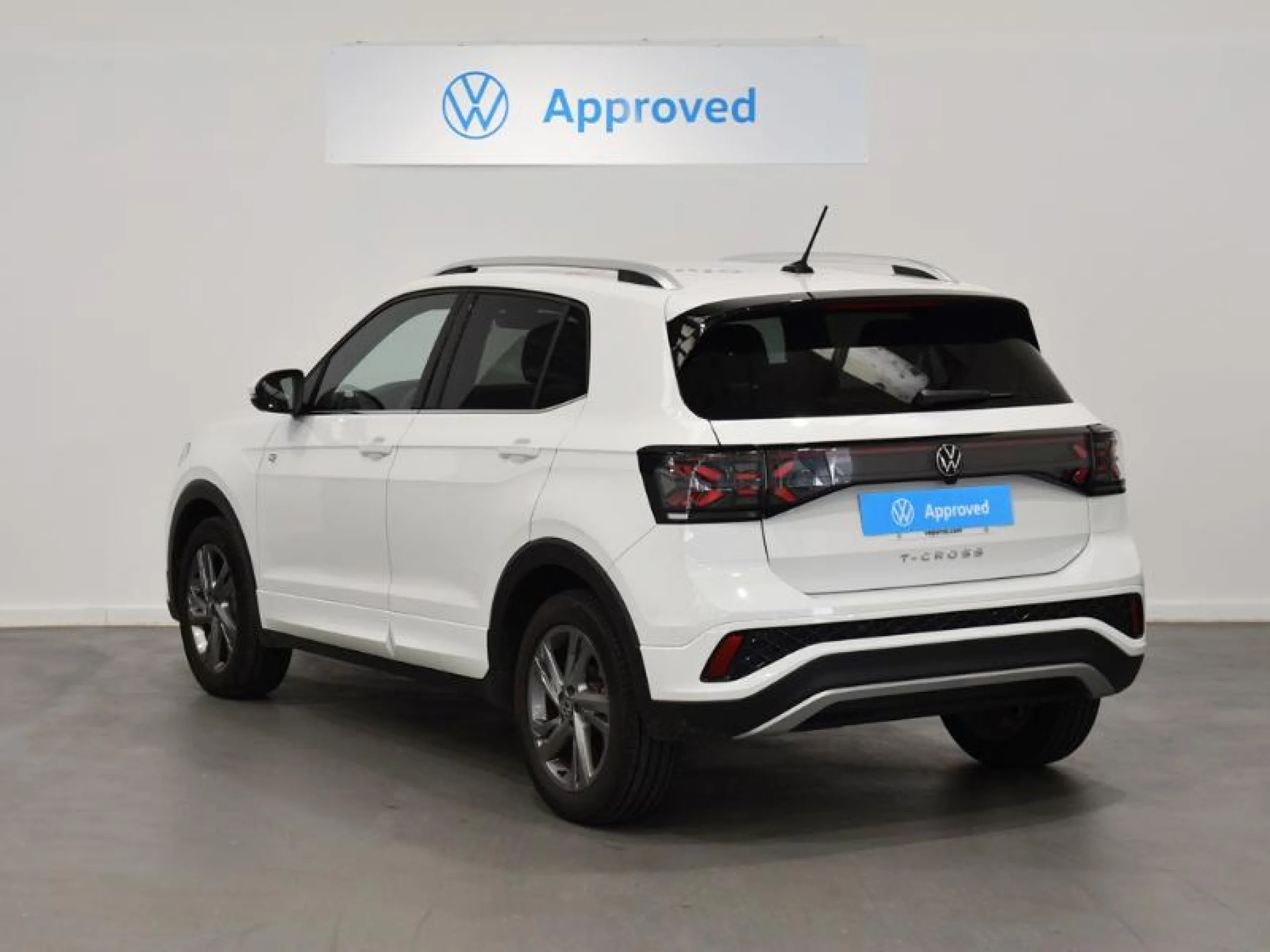 VOLKSWAGEN T CROSS T CROSS R LINE 1.0 TSI 85 KW (115 CV)  6 VEL. - Foto 2