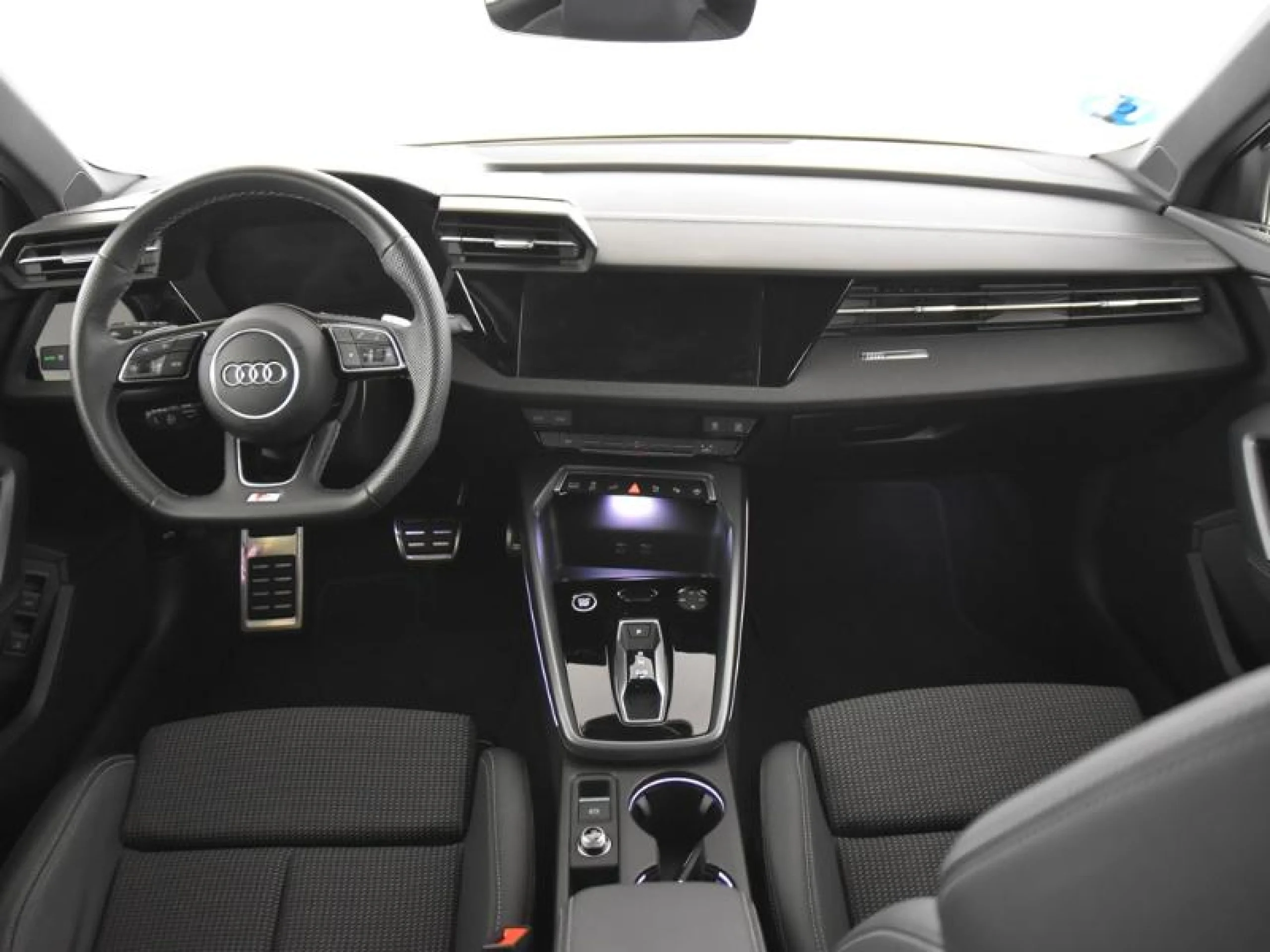 AUDI A3 SPORTBACK S LINE TFSI E 150KW S TRONIC - Foto 4