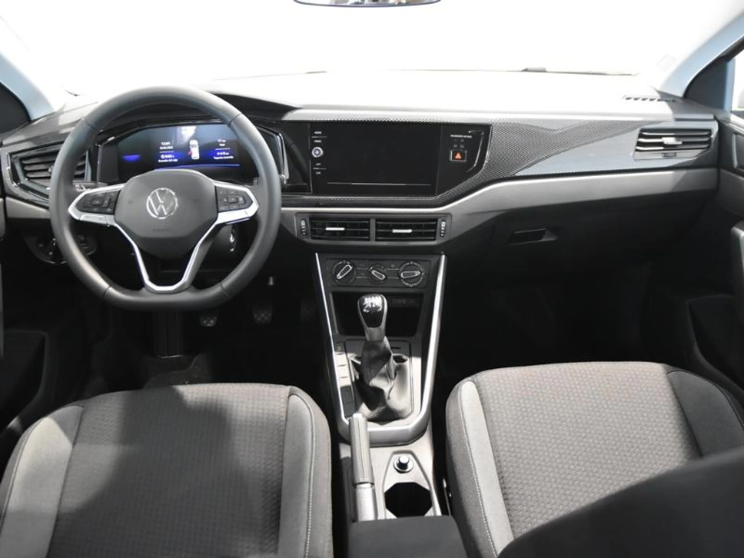 VOLKSWAGEN POLO POLO MATCH  1.0 TSI 70 KW (95 CV)  5 VEL. - Foto 4
