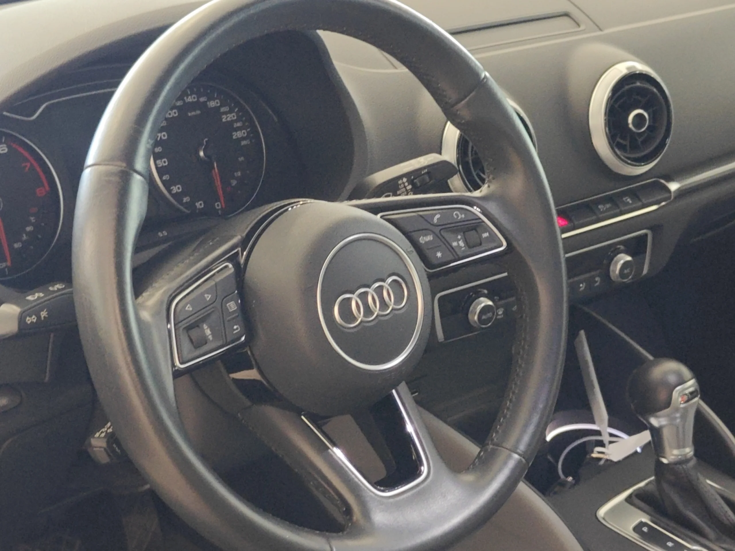 AUDI A3 DESIGN EDITION 2.0 TFSI SPORTBACK - Foto 12